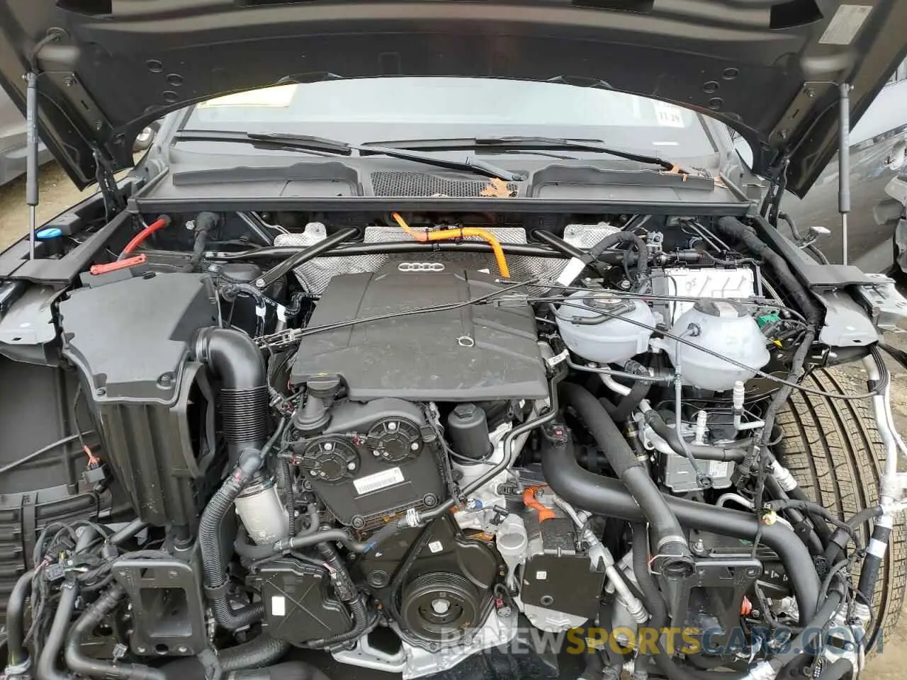 12 fotografías del automóvil dañado WA1E2AFY0R2139219 AUDI Q5 2024
