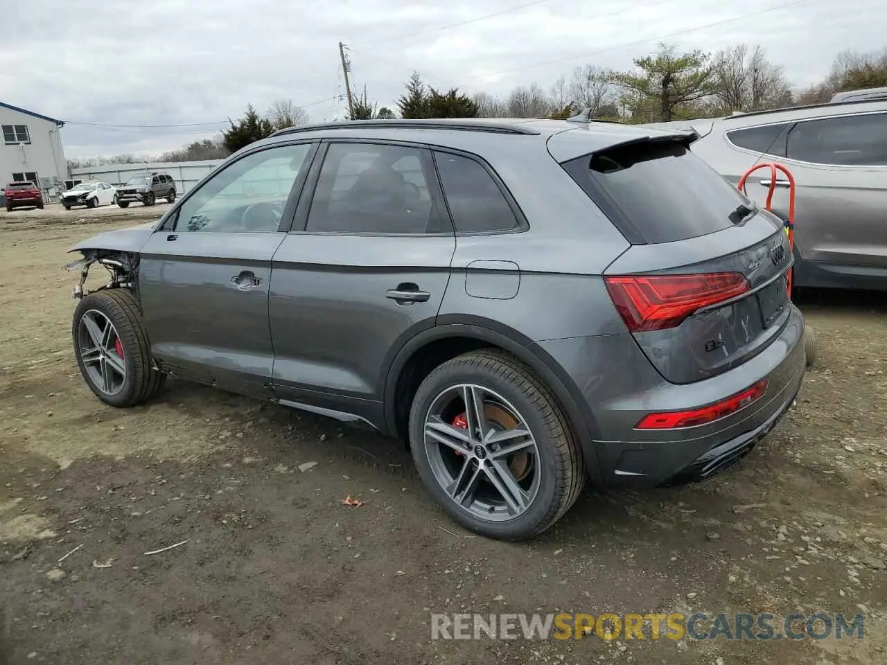 2 fotografías del automóvil dañado WA1E2AFY0R2139219 AUDI Q5 2024