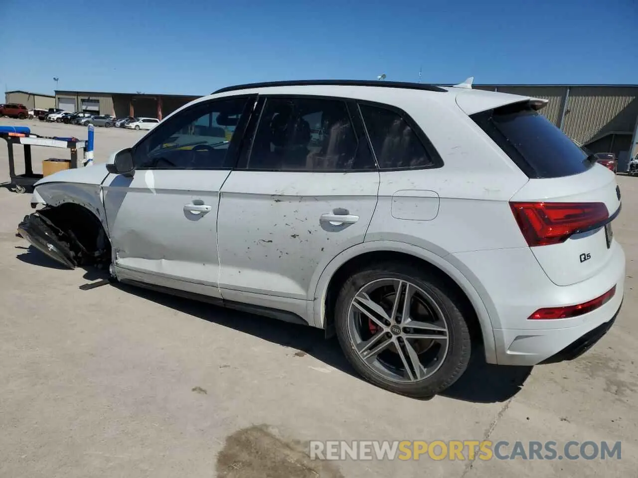 2 fotografías del automóvil dañado WA1E2AFY5R2005452 AUDI Q5 2024
