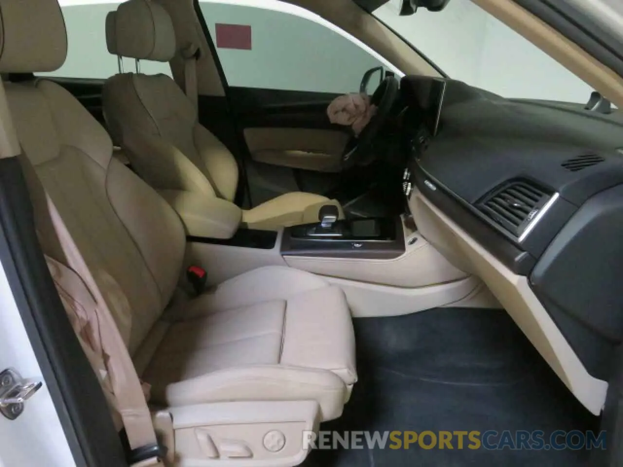 5 fotografías del automóvil dañado WA1EAAFY0R2082281 AUDI Q5 2024