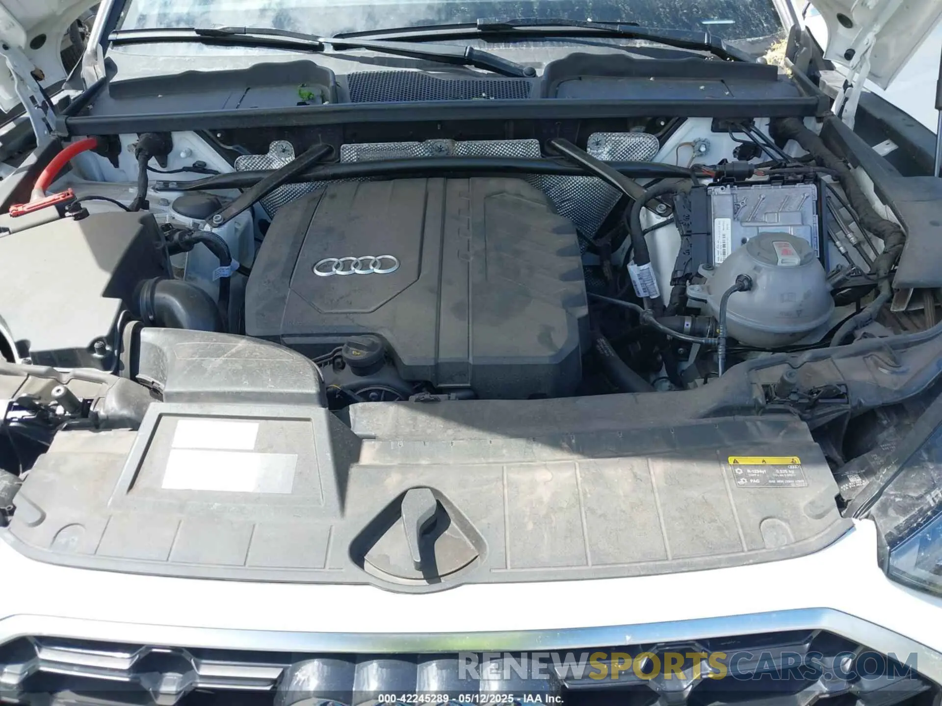 10 fotografías del automóvil dañado WA1EAAFY1R2031114 AUDI Q5 2024