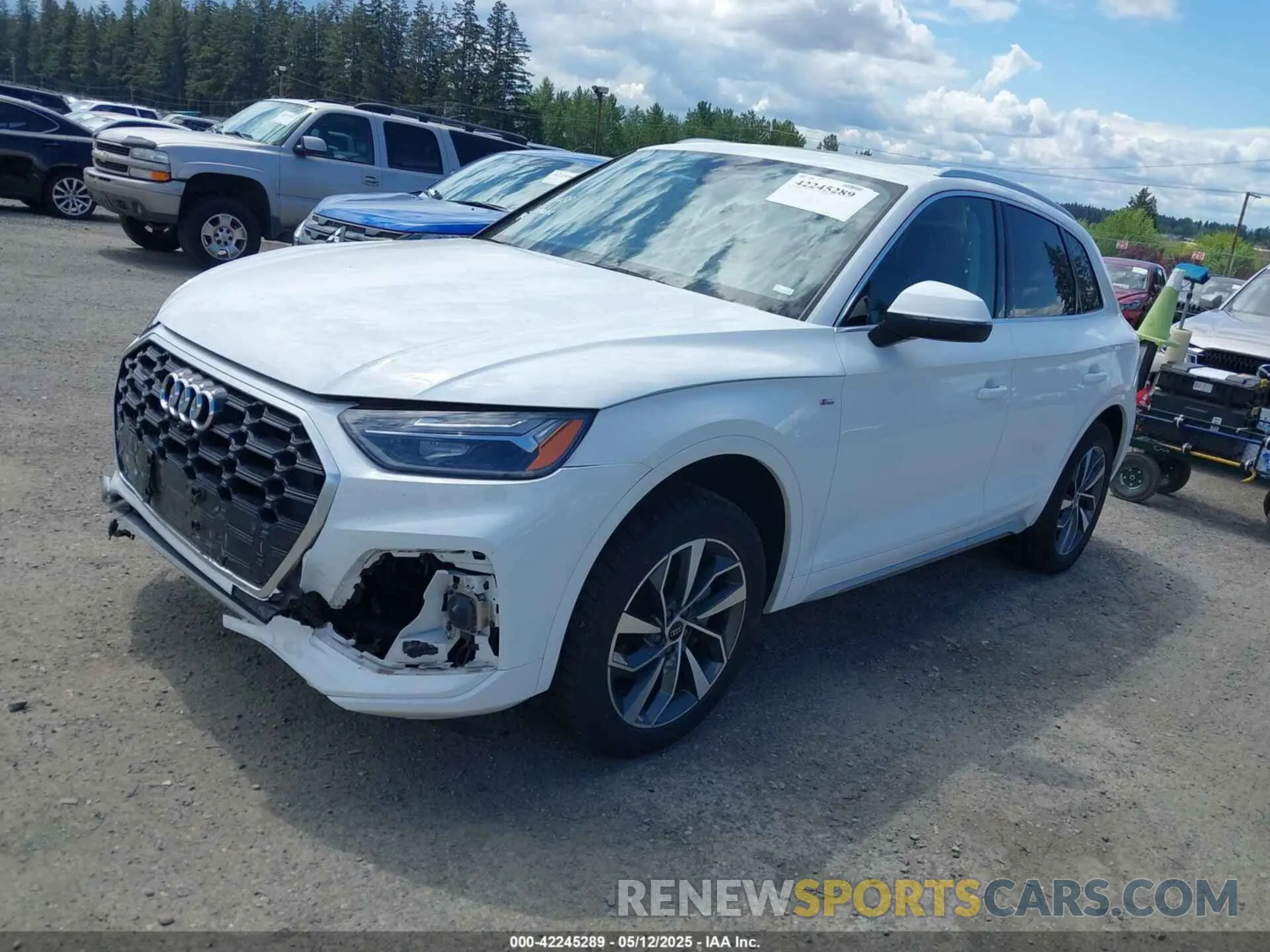 2 fotografías del automóvil dañado WA1EAAFY1R2031114 AUDI Q5 2024