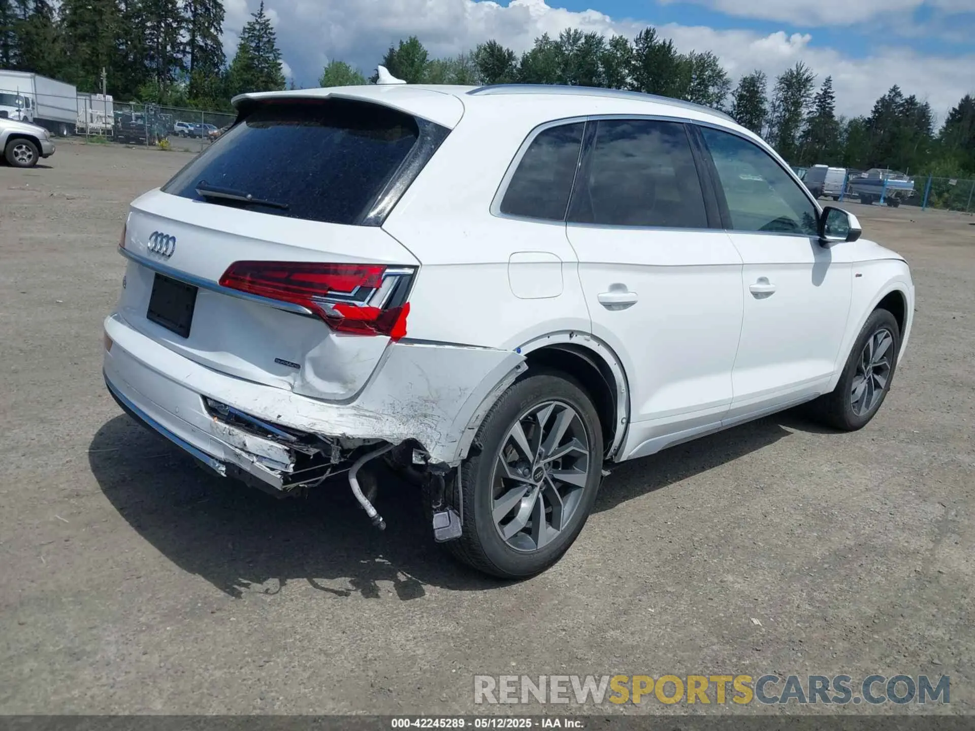 4 fotografías del automóvil dañado WA1EAAFY1R2031114 AUDI Q5 2024