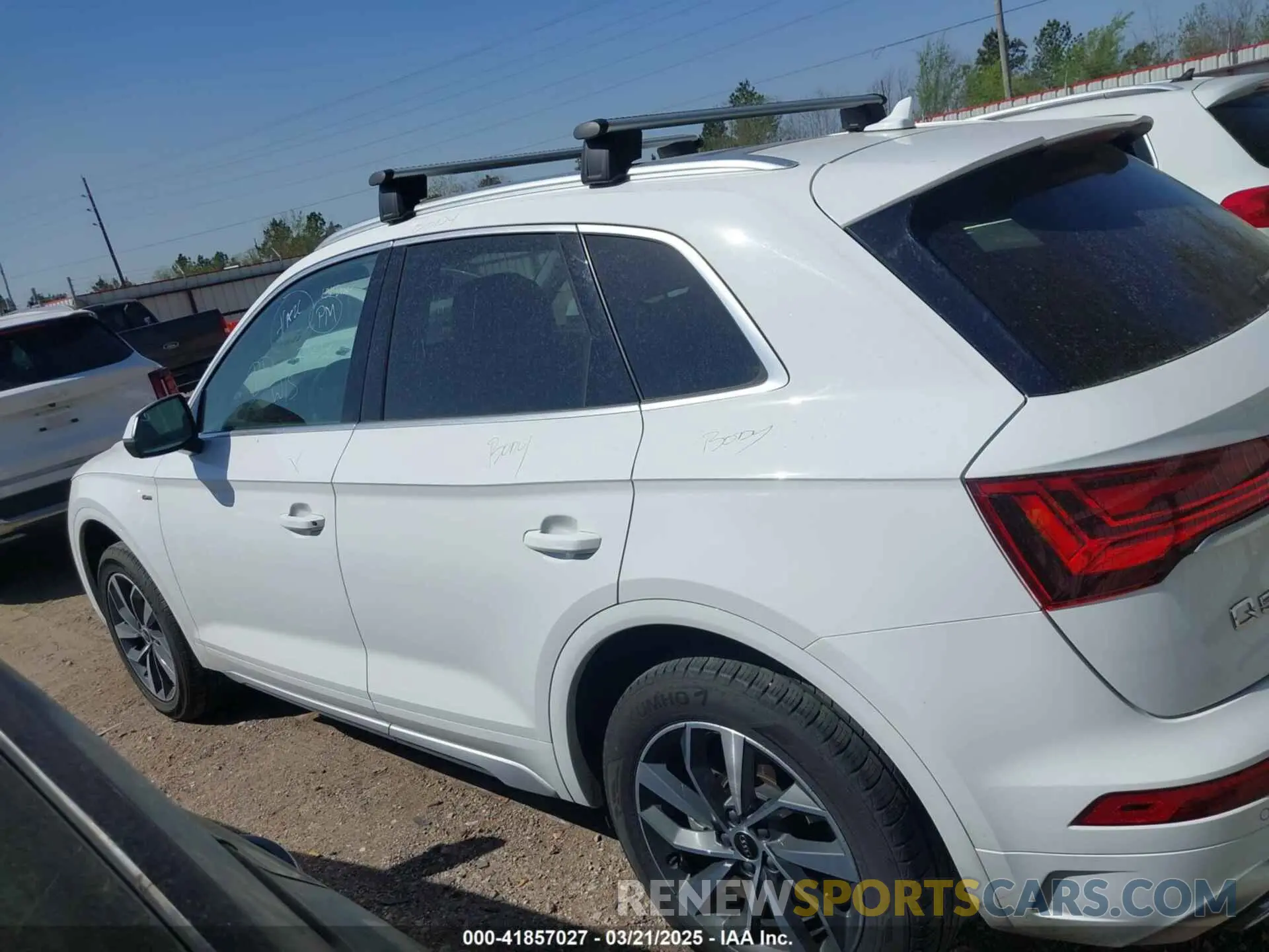 14 fotografías del automóvil dañado WA1EAAFY1R2071161 AUDI Q5 2024
