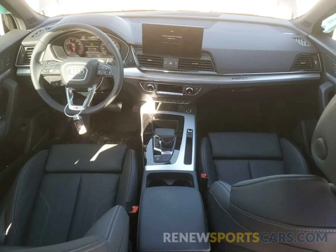 8 fotografías del automóvil dañado WA1EAAFY2R2050674 AUDI Q5 2024