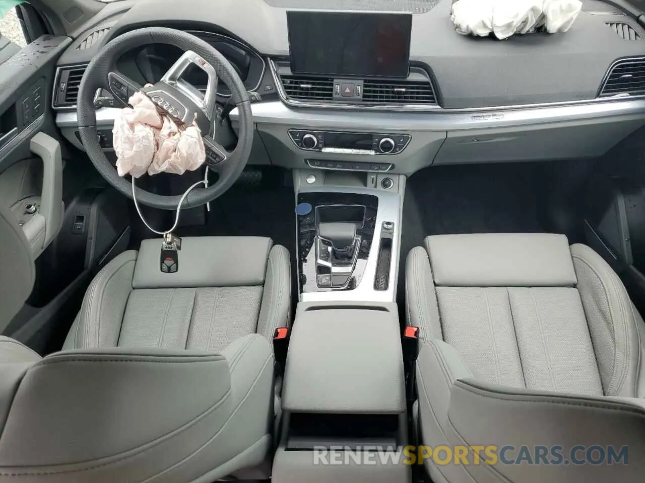 8 fotografías del automóvil dañado WA1EAAFY2R2145381 AUDI Q5 2024