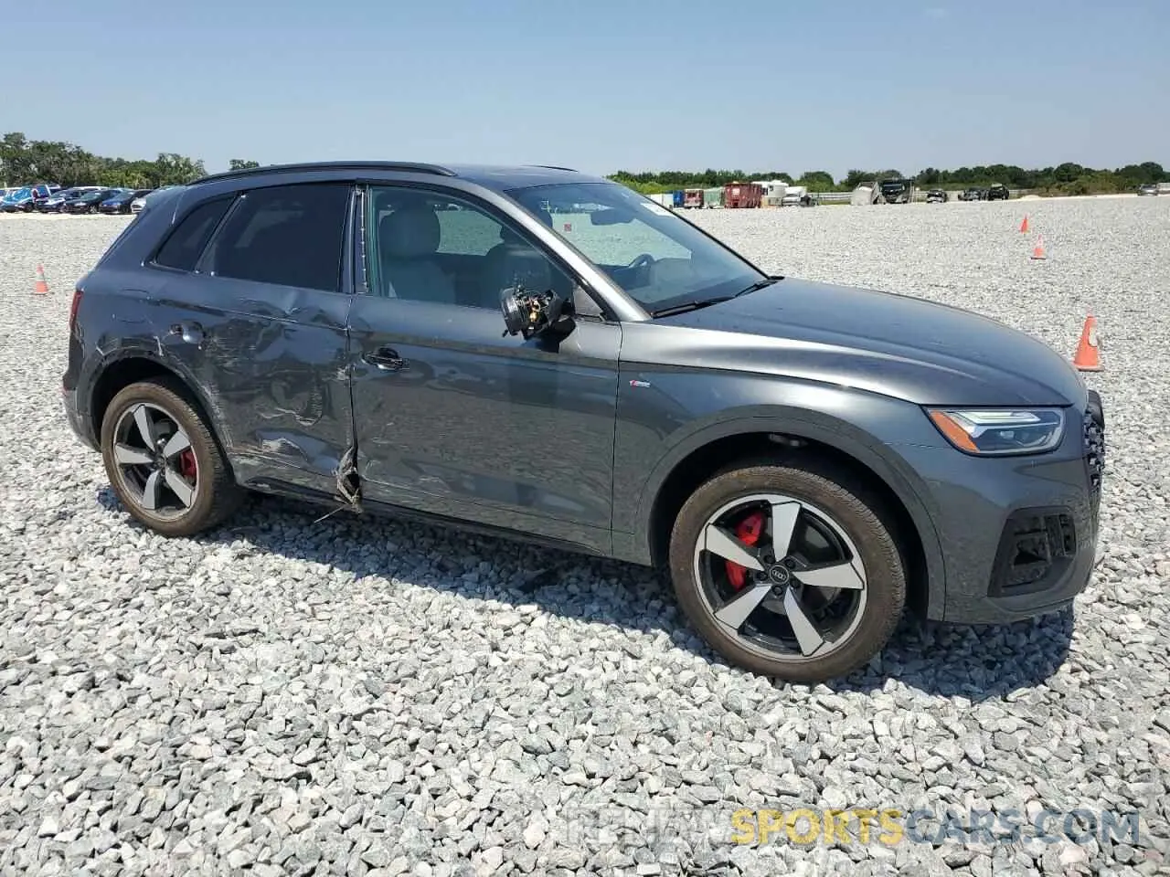 4 fotografías del automóvil dañado WA1EAAFY4R2015571 AUDI Q5 2024