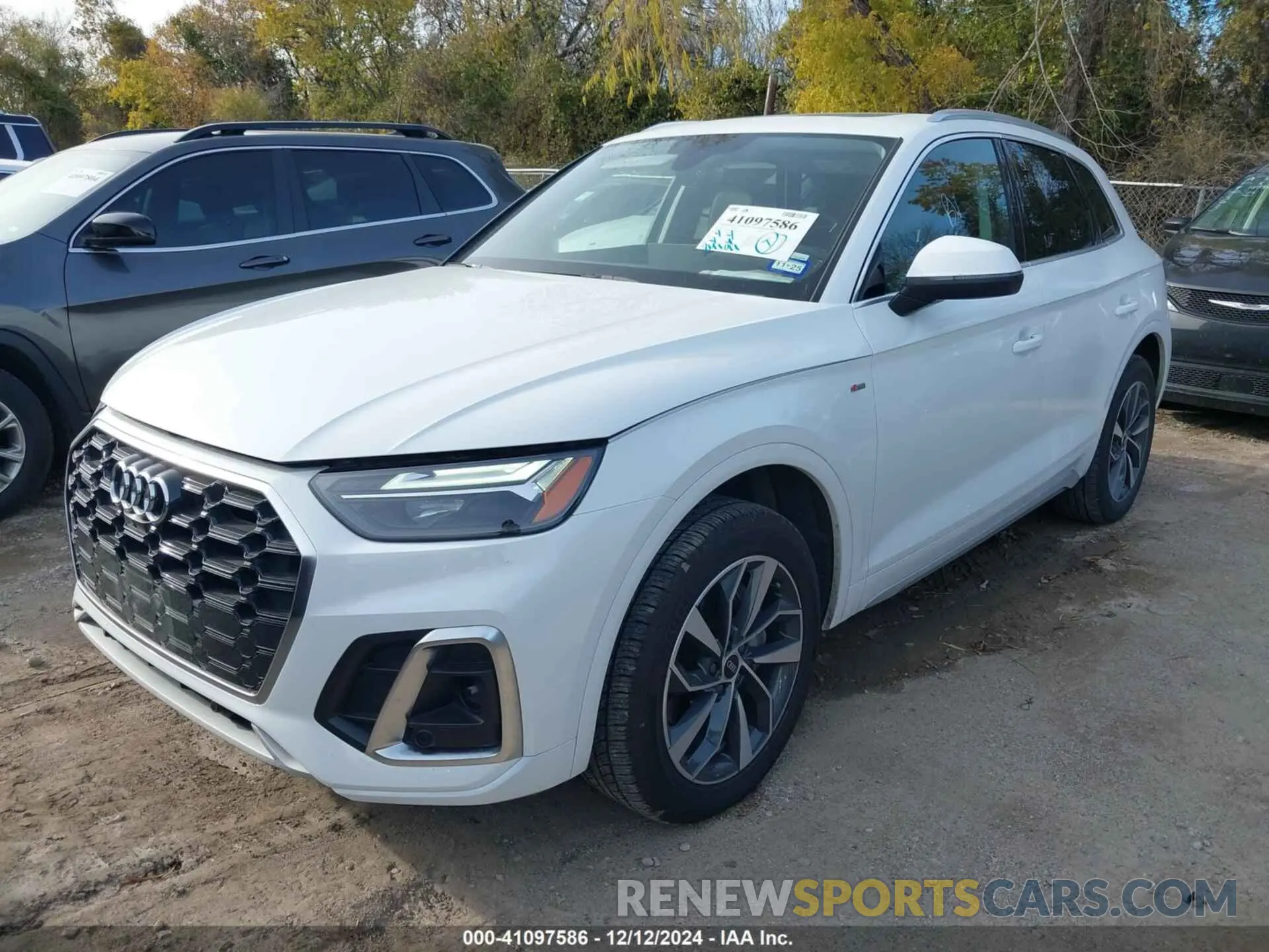 2 fotografías del automóvil dañado WA1EAAFY6R2025888 AUDI Q5 2024