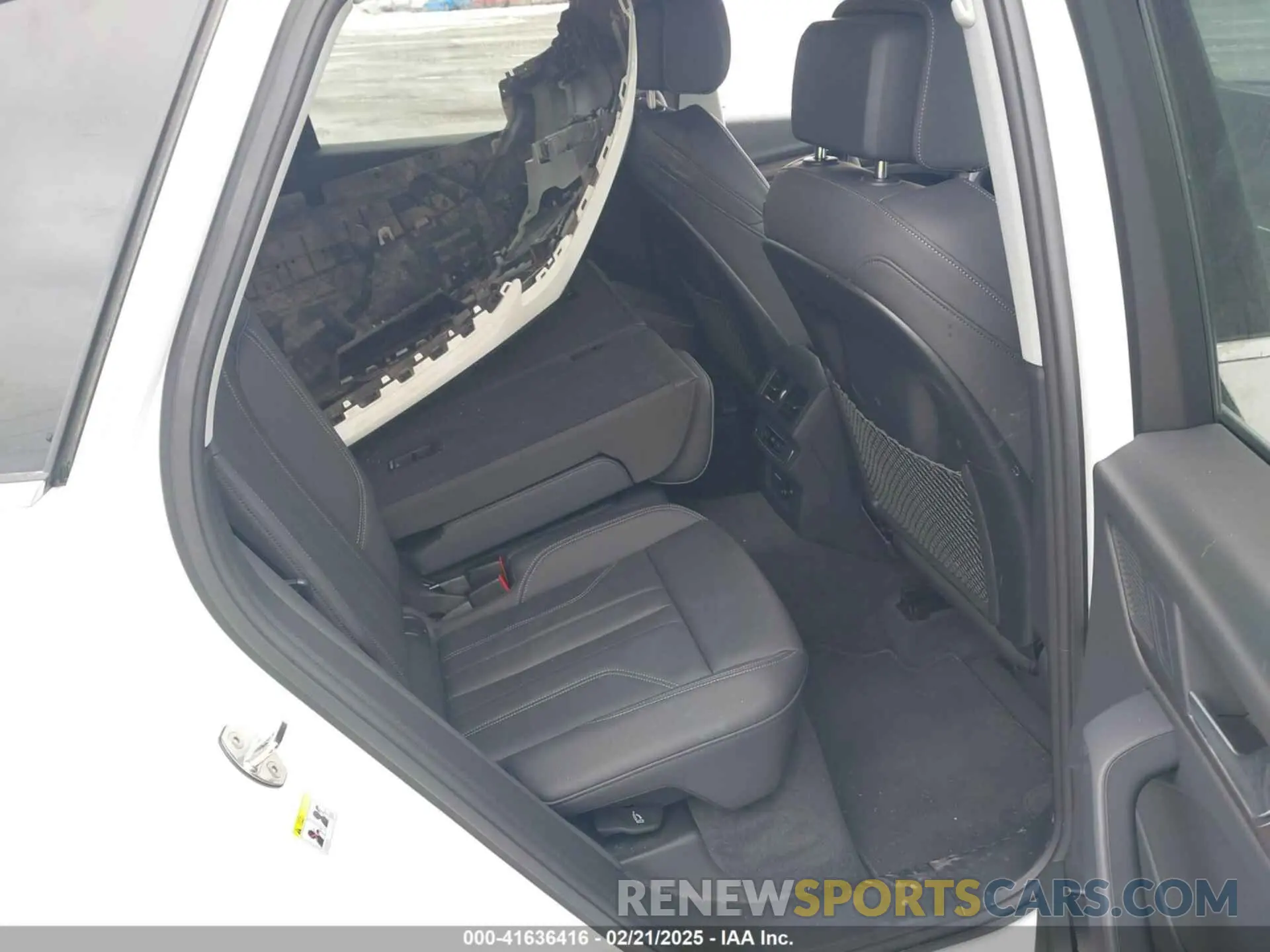 8 fotografías del automóvil dañado WA1EAAFY8R2030123 AUDI Q5 2024
