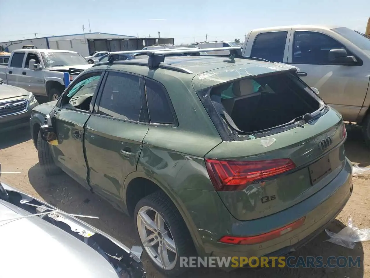 2 fotografías del automóvil dañado WA1EAAFYXR2081025 AUDI Q5 2024