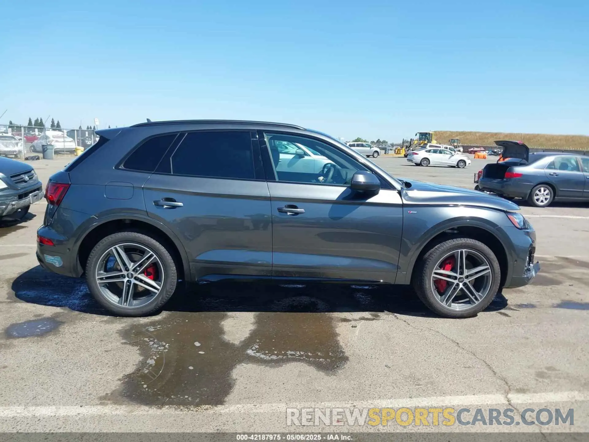 13 fotografías del automóvil dañado WA1F2AFY1R2100112 AUDI Q5 2024