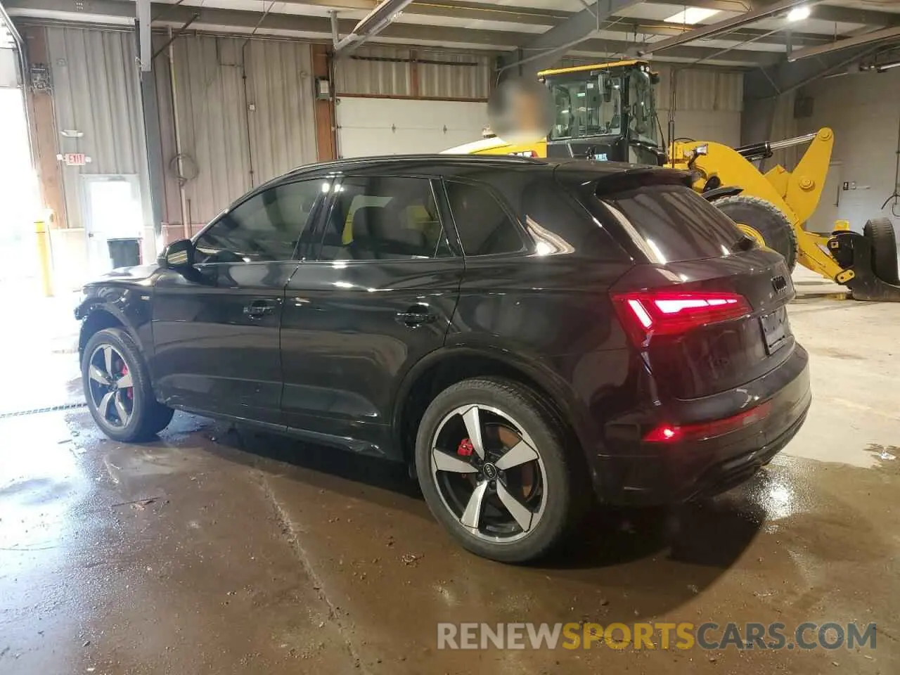2 fotografías del automóvil dañado WA1FAAFY4R2020984 AUDI Q5 2024