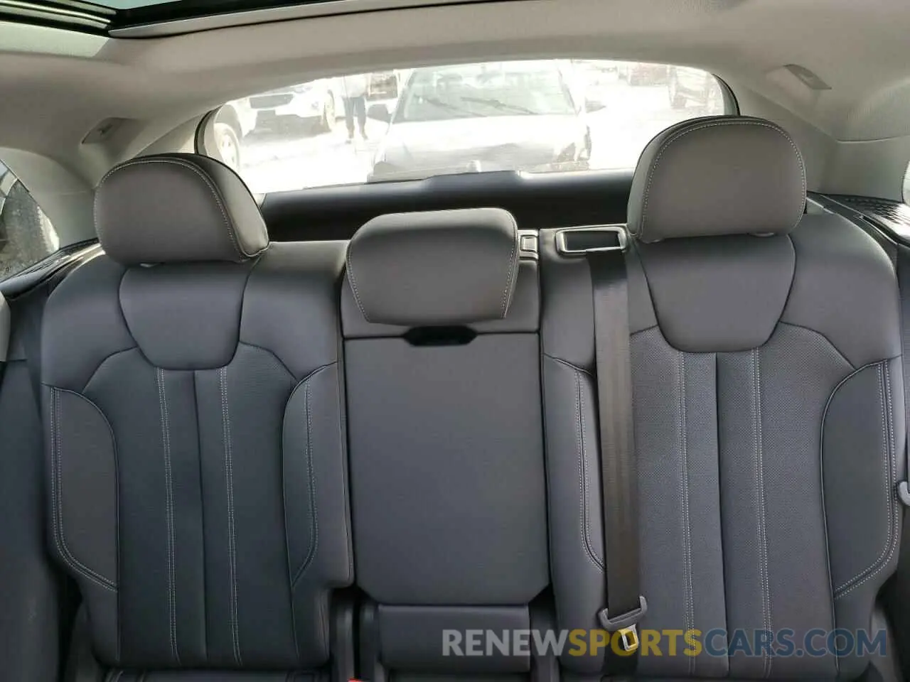 10 fotografías del automóvil dañado WA1FAAFY5R2044534 AUDI Q5 2024