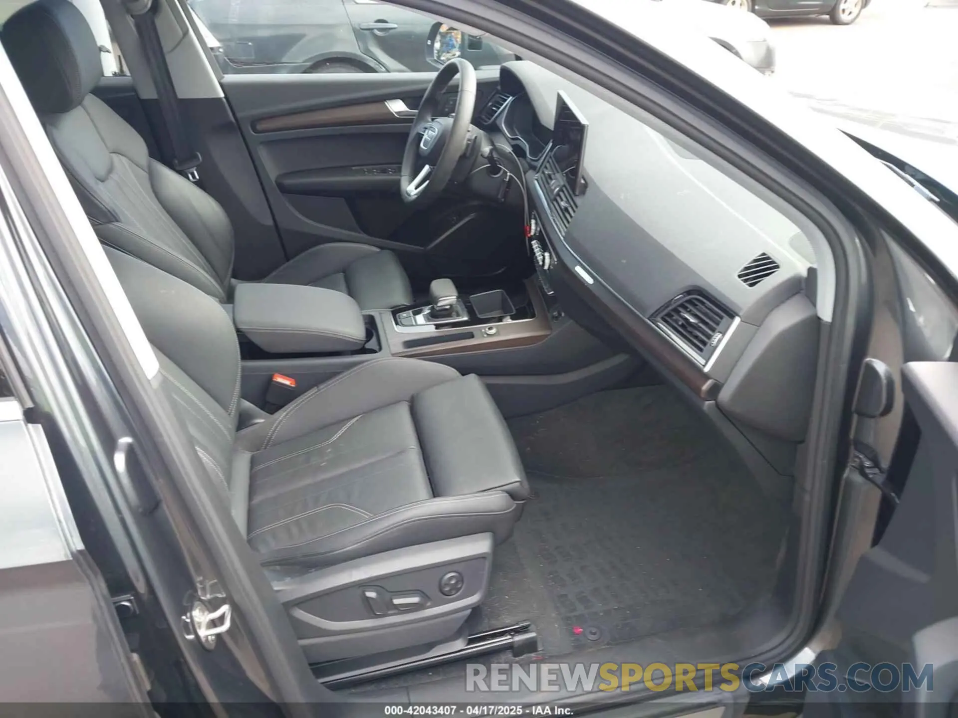 5 fotografías del automóvil dañado WA1G2AFY0R2063378 AUDI Q5 2024
