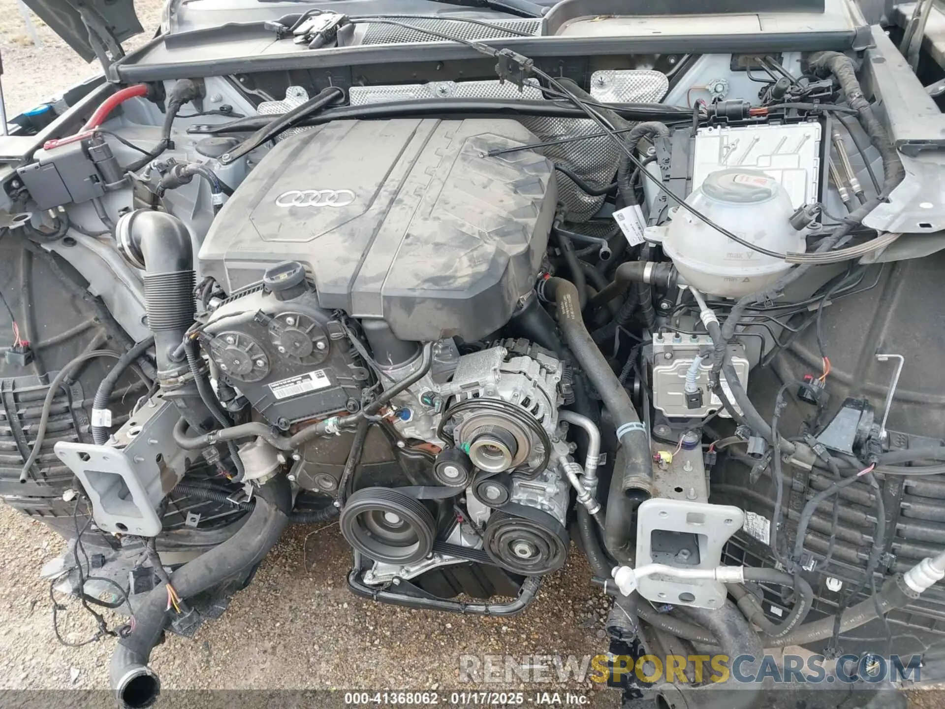 10 fotografías del automóvil dañado WA1GAAFY1R2000549 AUDI Q5 2024