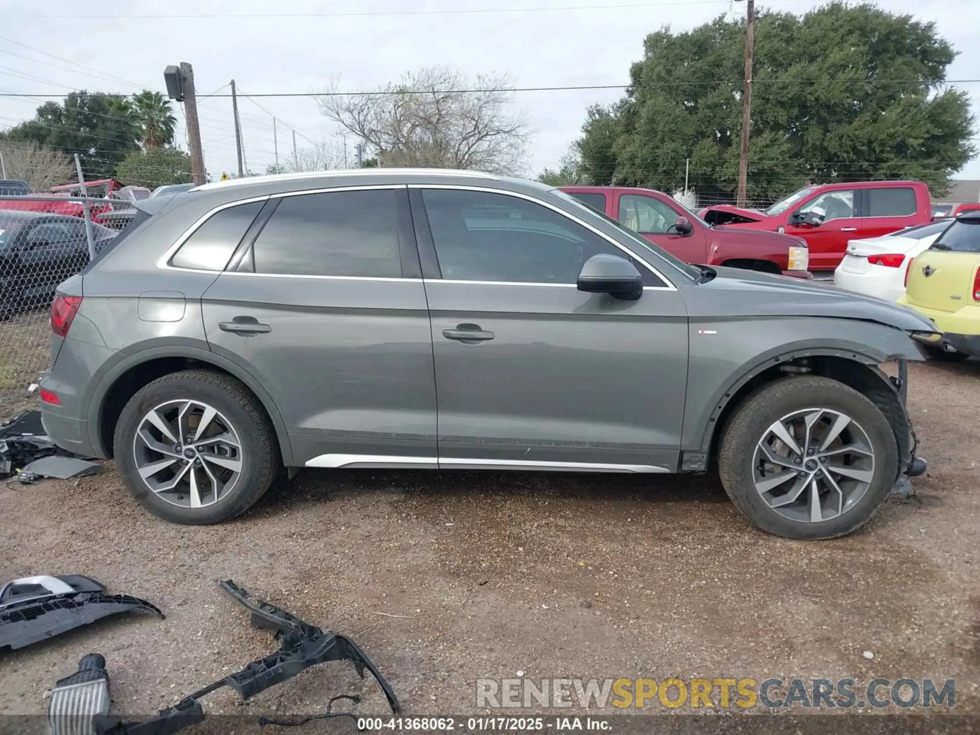 14 fotografías del automóvil dañado WA1GAAFY1R2000549 AUDI Q5 2024