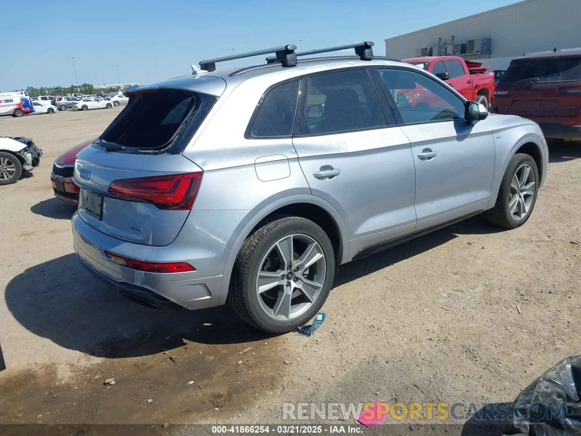 4 fotografías del automóvil dañado WA1GAAFY0S2026775 AUDI Q5 2025