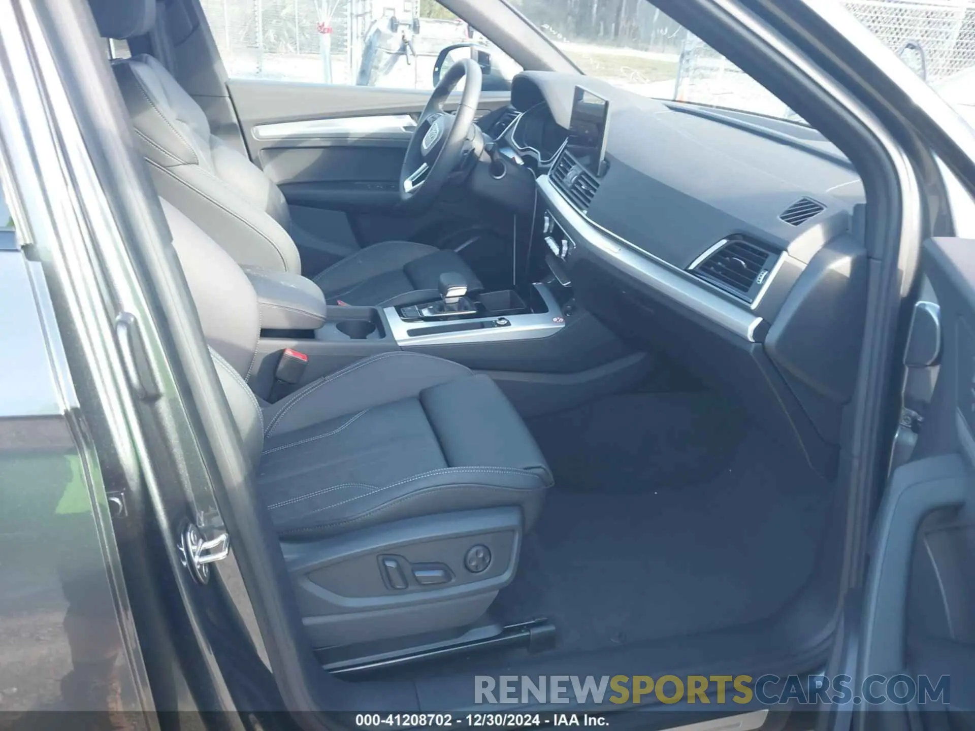 5 fotografías del automóvil dañado WA1GAAFY9S2024829 AUDI Q5 2025