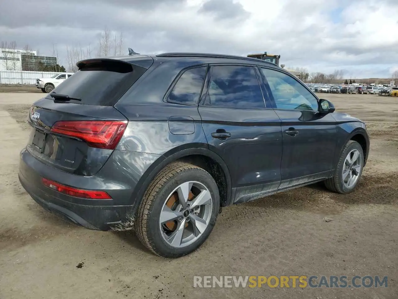 3 fotografías del automóvil dañado WA1AAAFY4R2109142 AUDI Q5 KOMFORT 2024