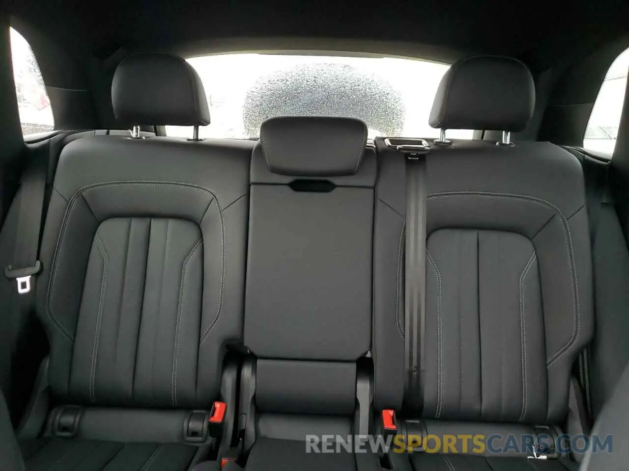 10 fotografías del automóvil dañado WA1AAAFY4R2124076 AUDI Q5 KOMFORT 2024