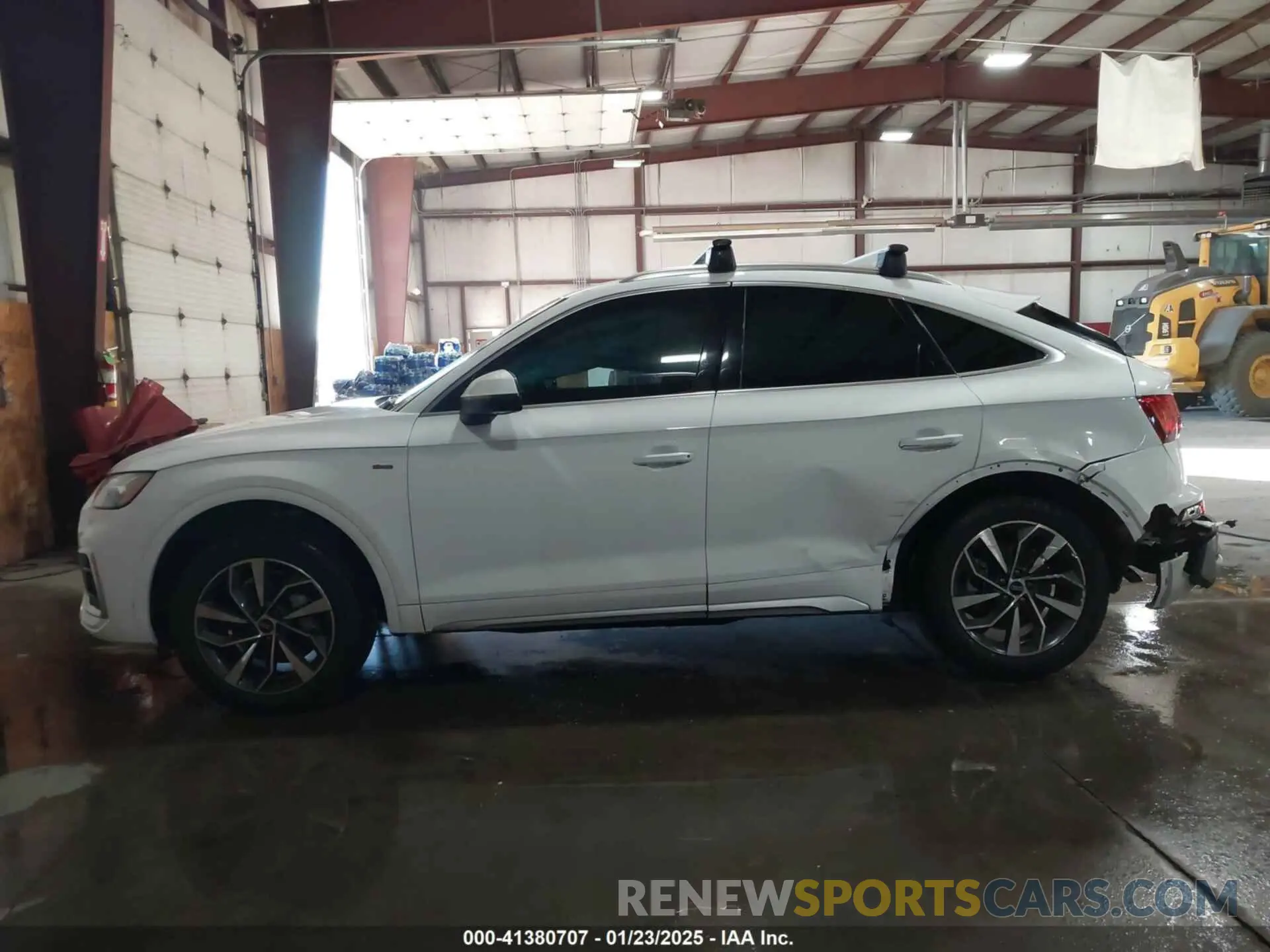 15 fotografías del automóvil dañado WA14AAFY5N2130363 AUDI Q5 SPORTBACK 2022