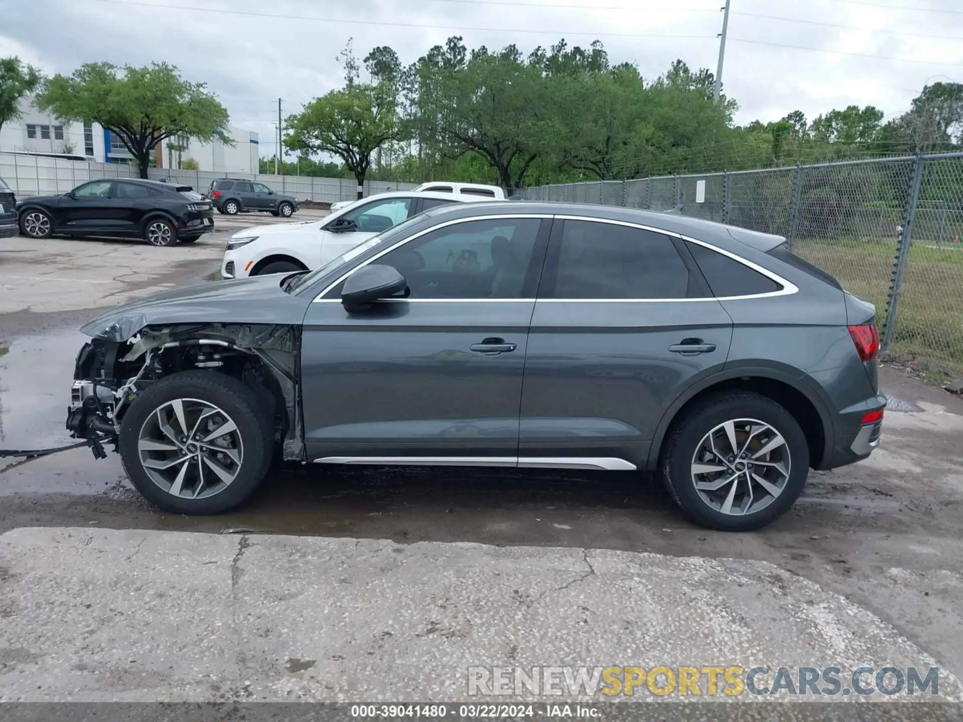 15 fotografías del automóvil dañado WA15AAFYXN2126295 AUDI Q5 SPORTBACK 2022