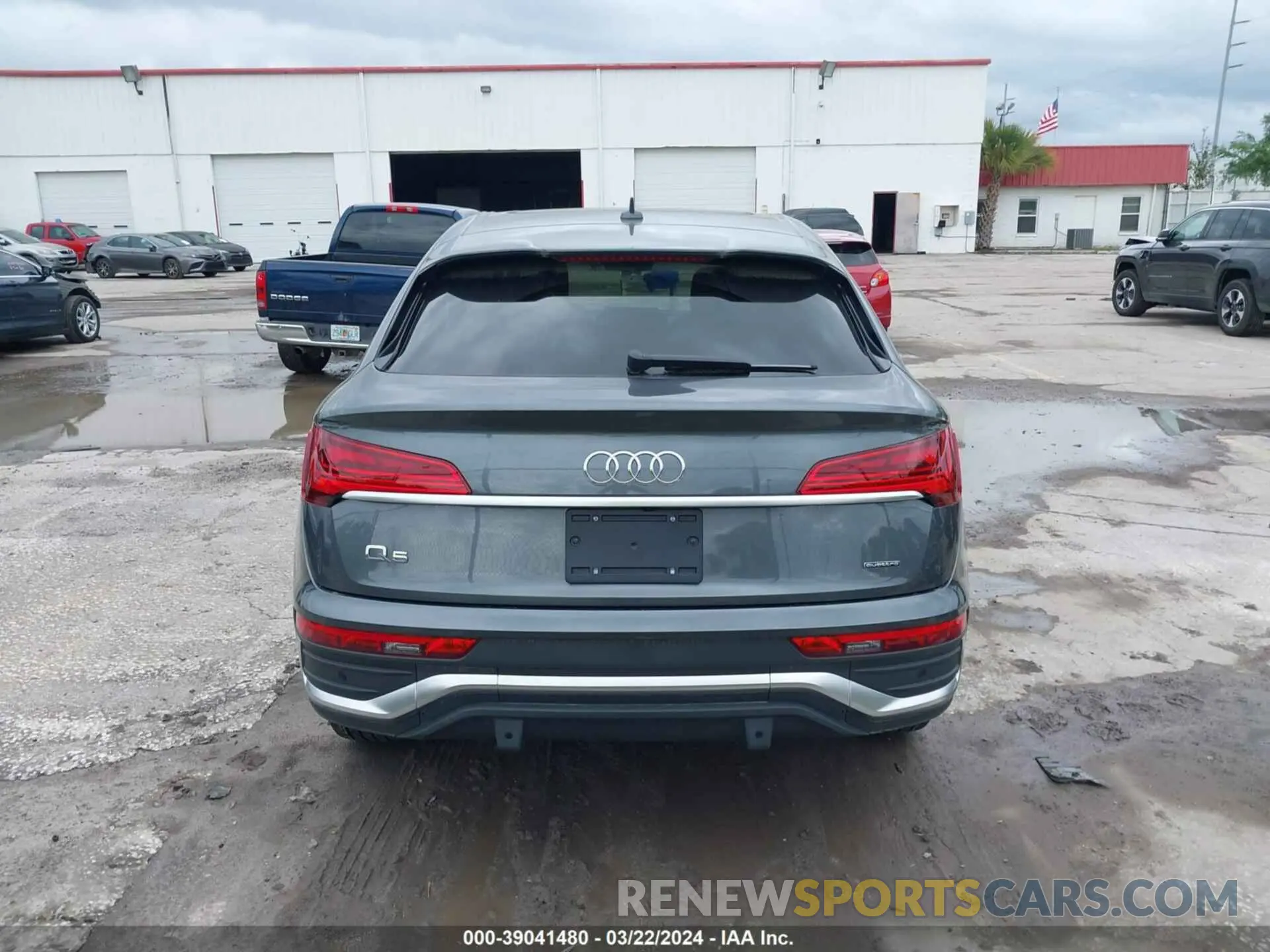 17 fotografías del automóvil dañado WA15AAFYXN2126295 AUDI Q5 SPORTBACK 2022