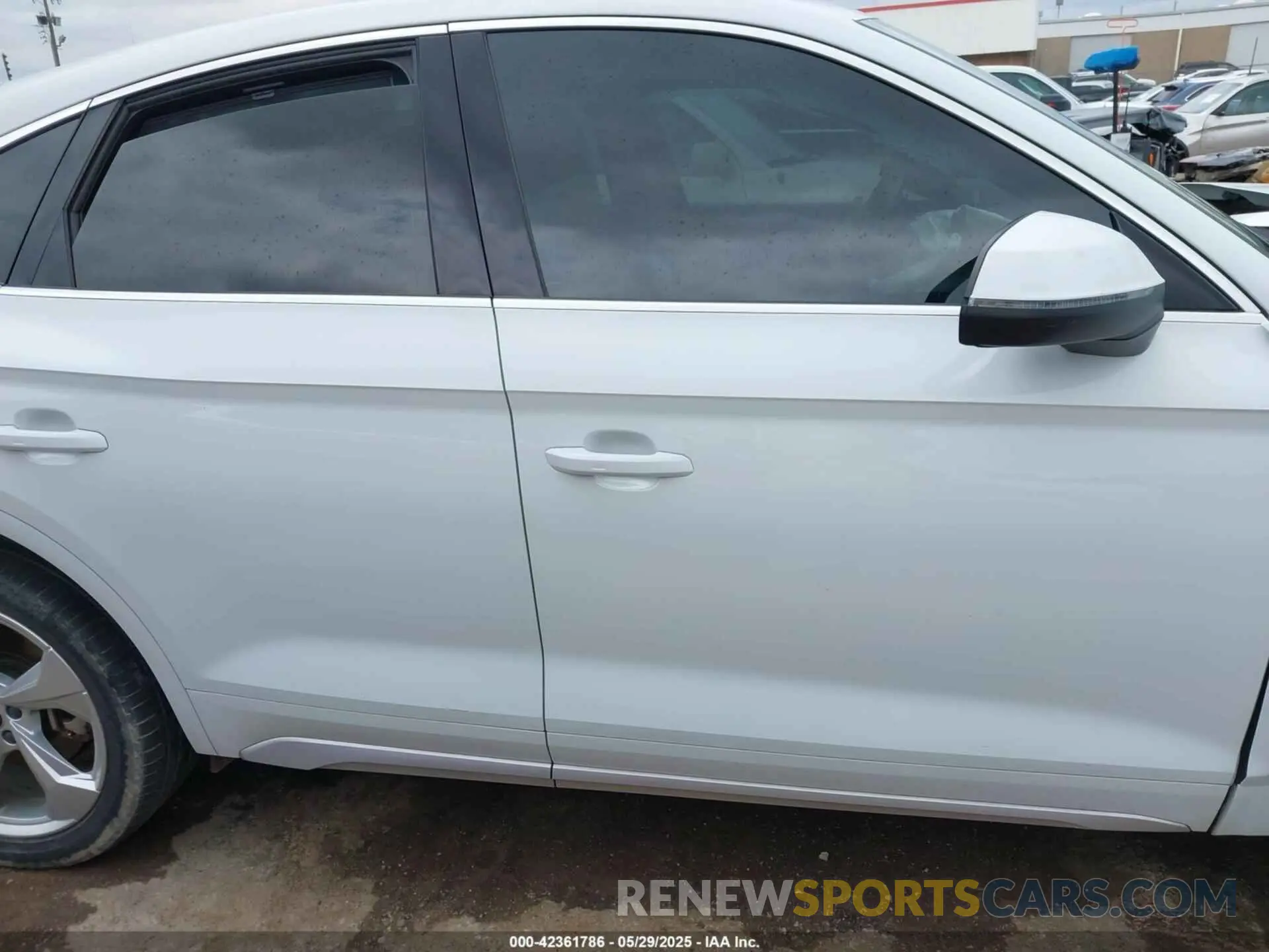 12 fotografías del automóvil dañado WA16AAFY9N2042876 AUDI Q5 SPORTBACK 2022