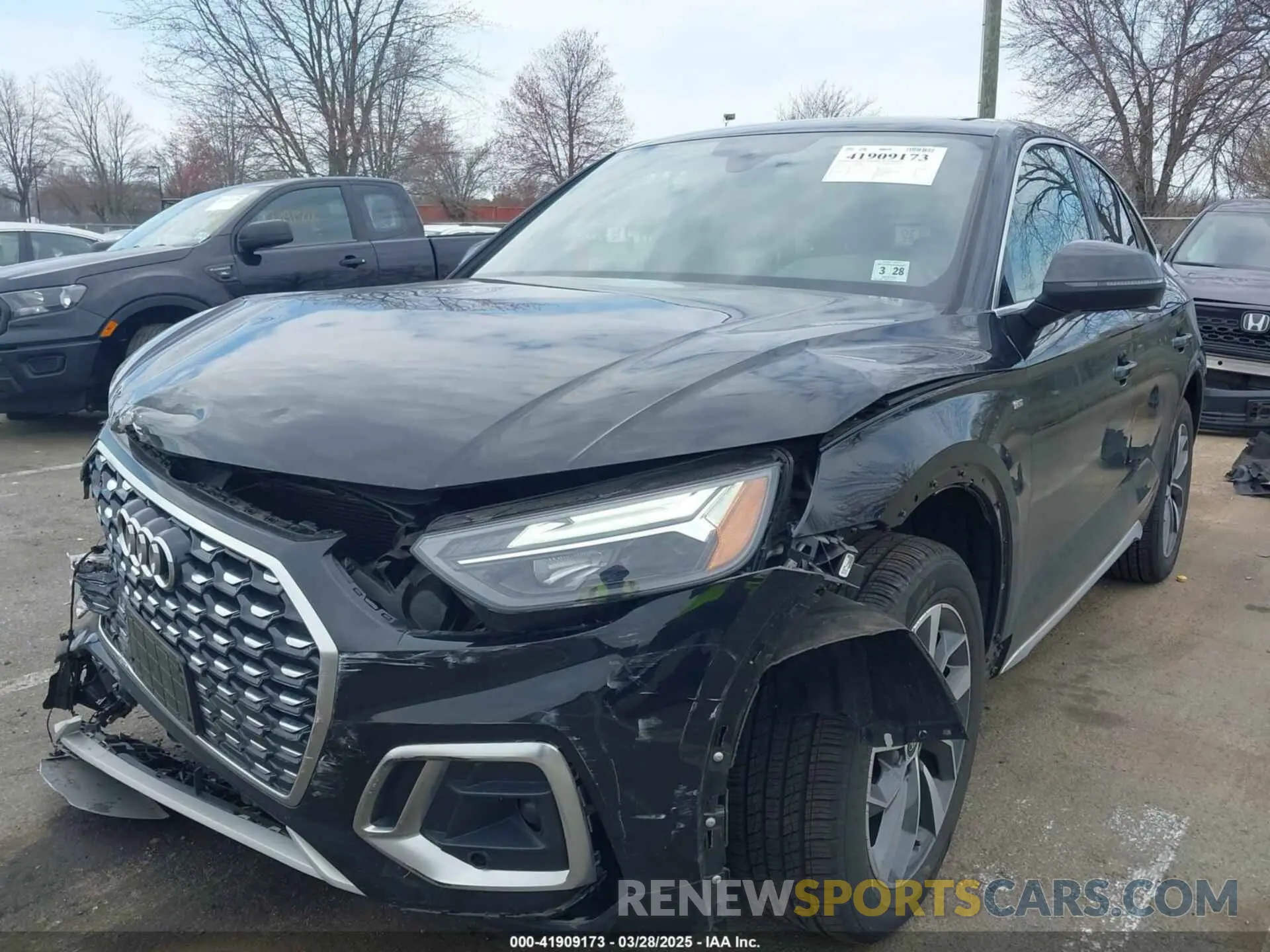 2 fotografías del automóvil dañado WA14AAFY2P2106007 AUDI Q5 SPORTBACK 2023