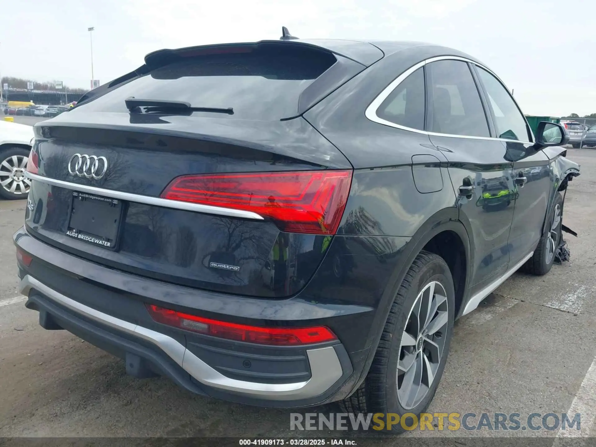 4 fotografías del automóvil dañado WA14AAFY2P2106007 AUDI Q5 SPORTBACK 2023