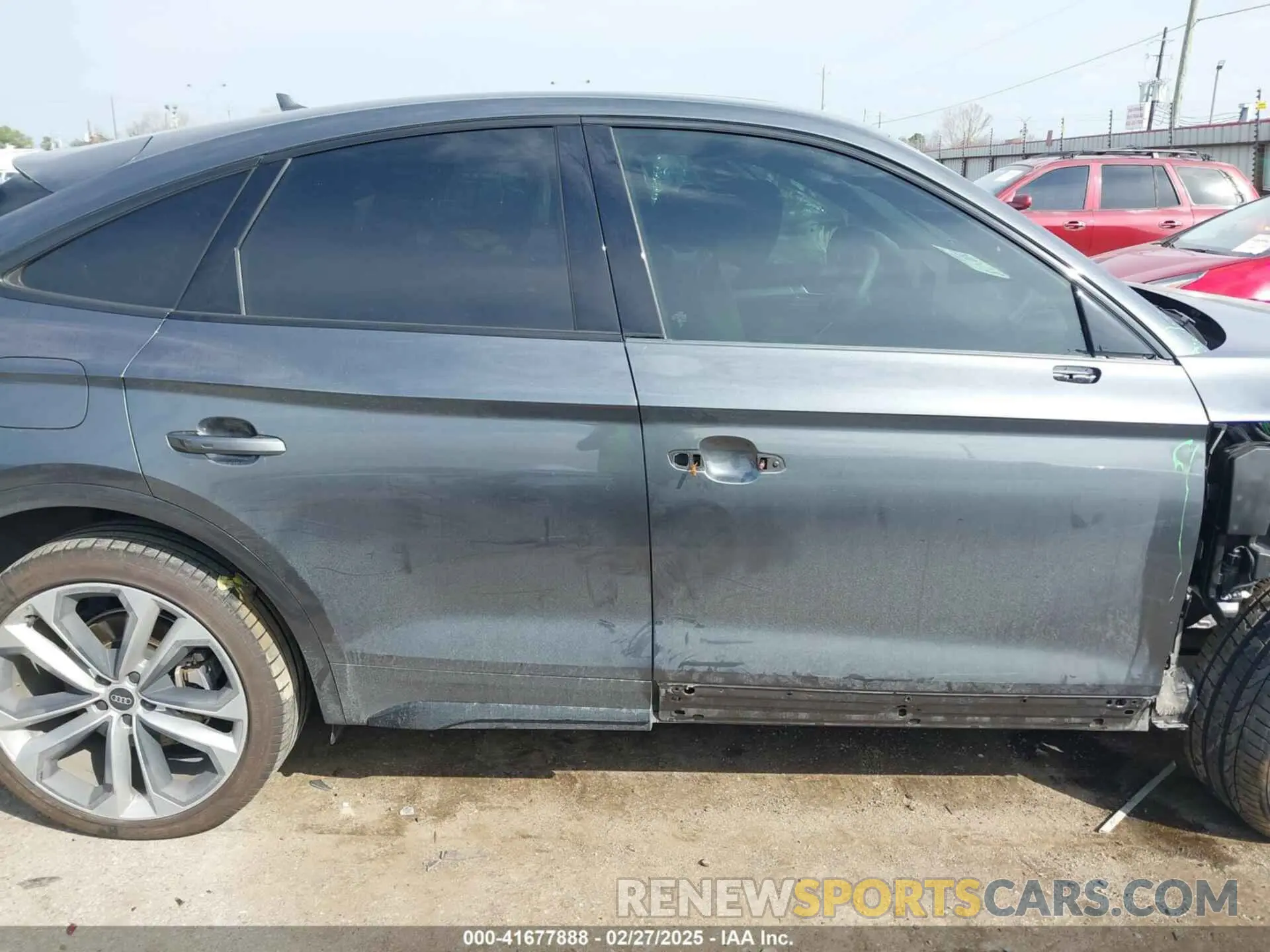 13 fotografías del automóvil dañado WA15AAFYXP2086576 AUDI Q5 SPORTBACK 2023