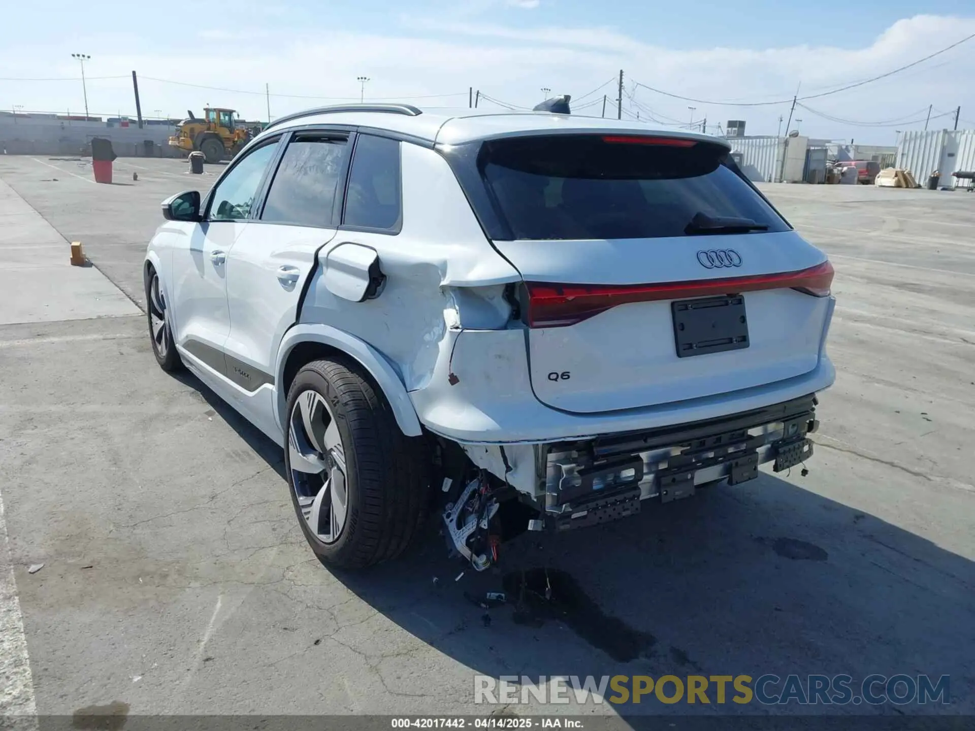 6 fotografías del automóvil dañado WA134BGF6SA003340 AUDI Q6 E-TRON 2025