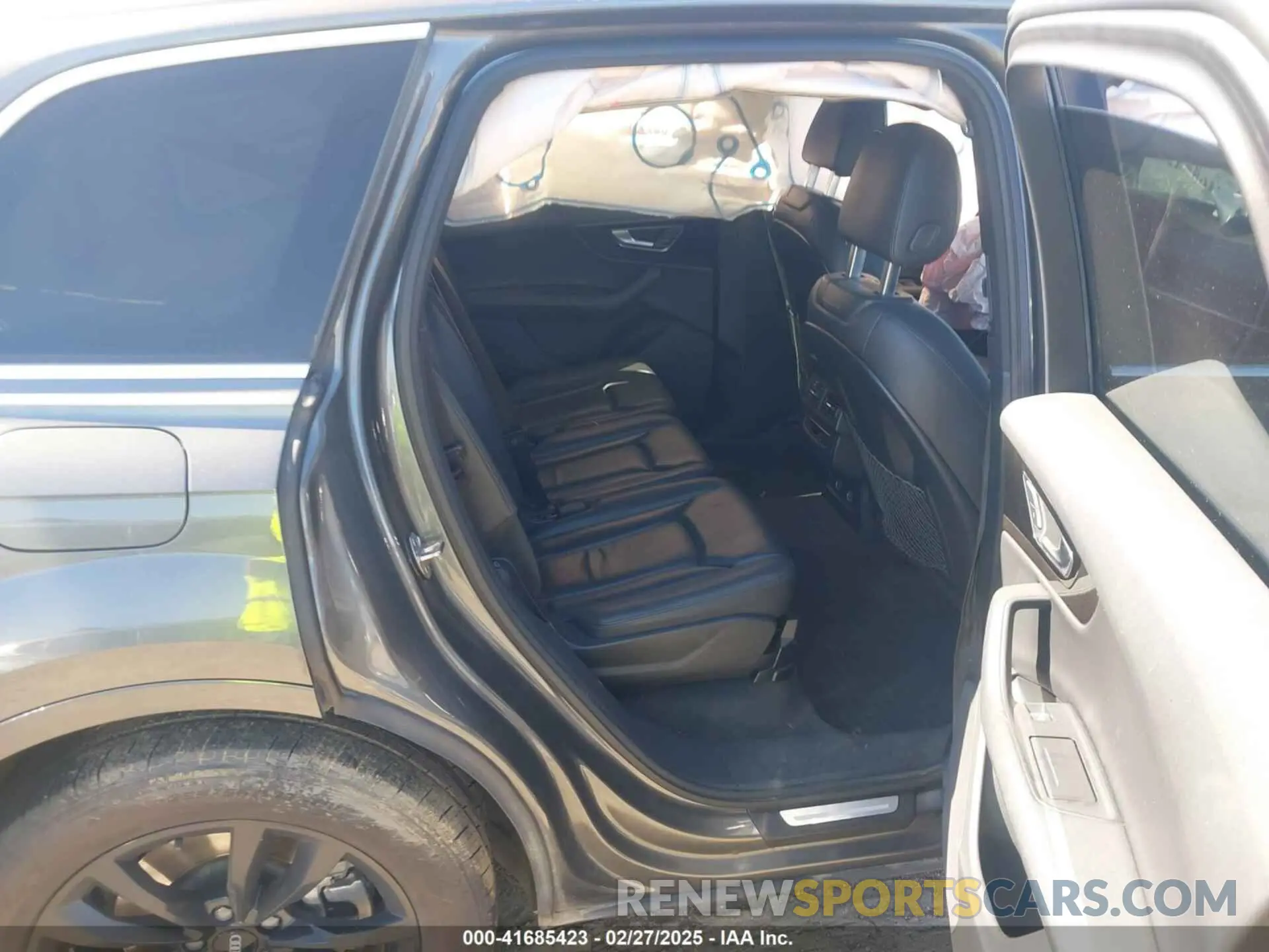 8 fotografías del automóvil dañado WA1AAAF71KD007167 AUDI Q7 2019