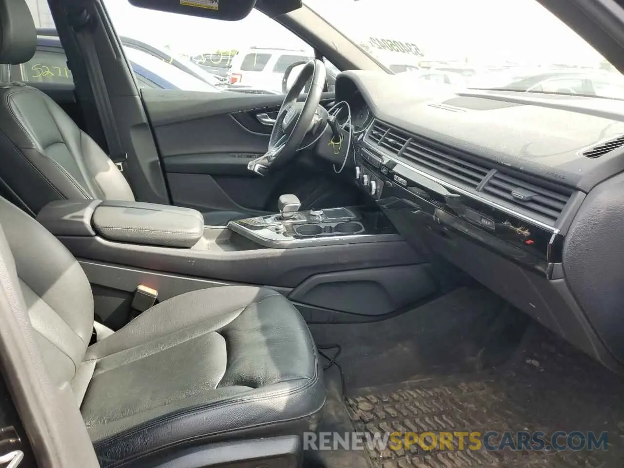 5 fotografías del automóvil dañado WA1AAAF71KD012711 AUDI Q7 2019