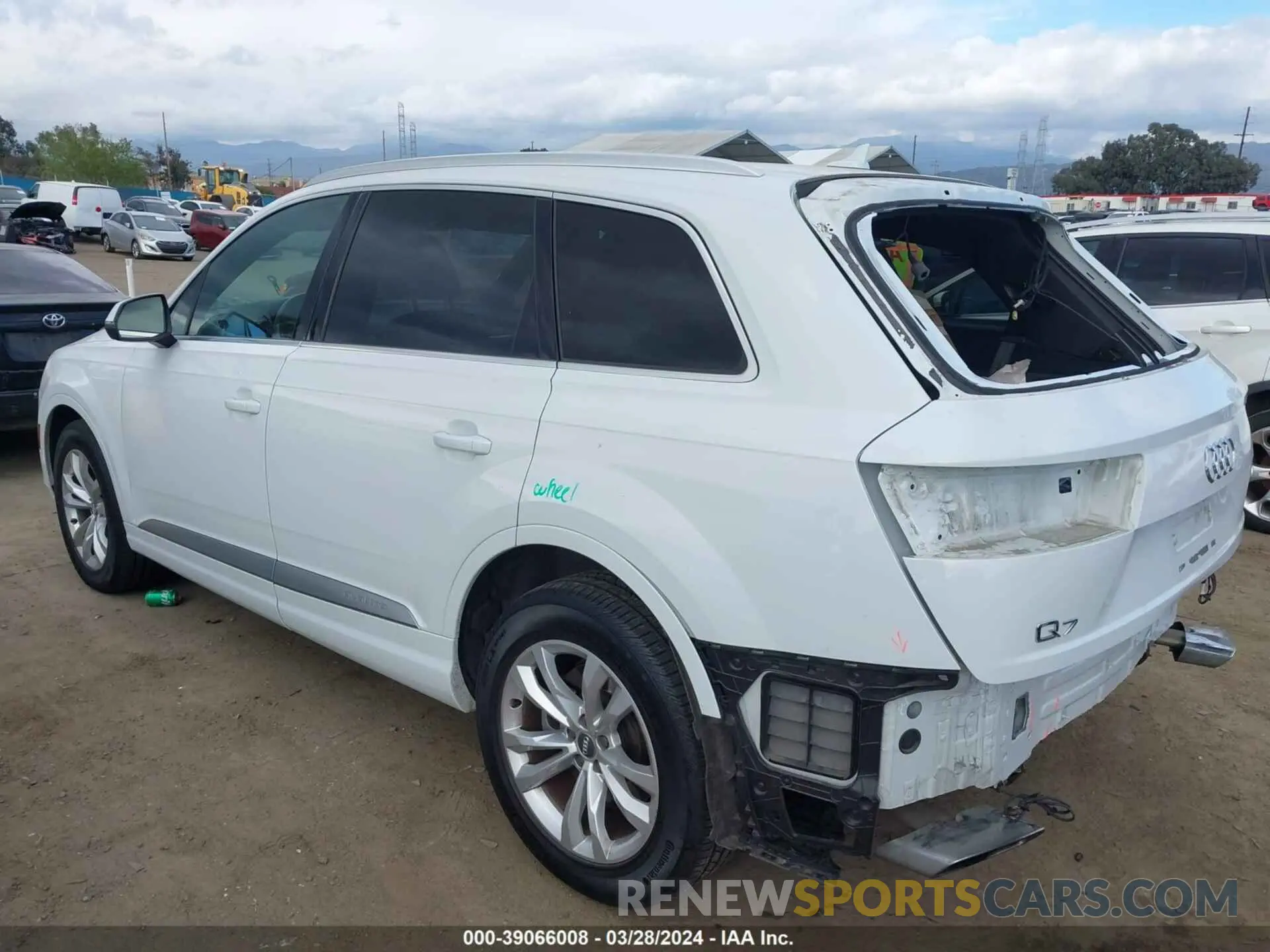 3 fotografías del automóvil dañado WA1AAAF72KD001894 AUDI Q7 2019