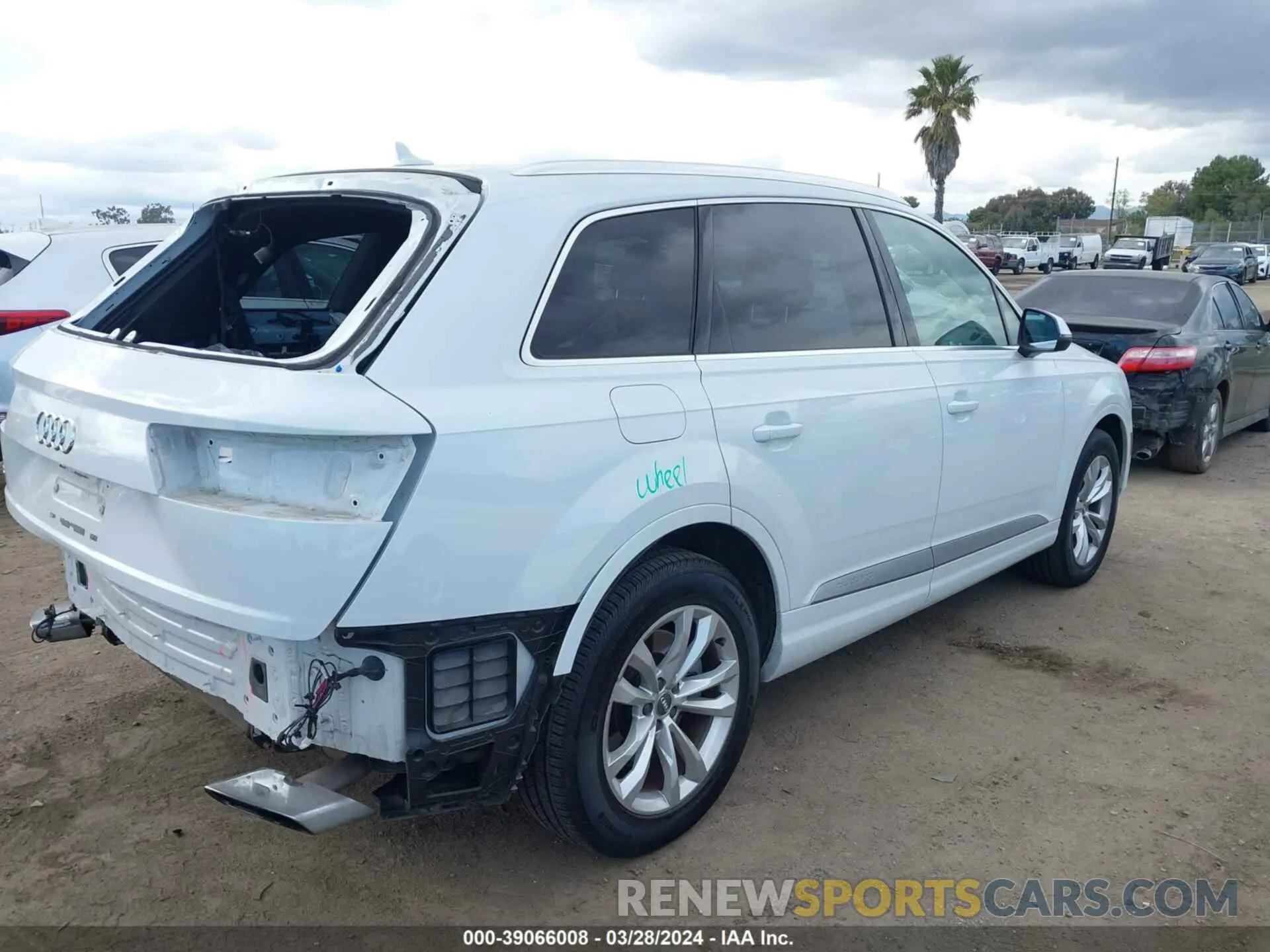 4 fotografías del automóvil dañado WA1AAAF72KD001894 AUDI Q7 2019