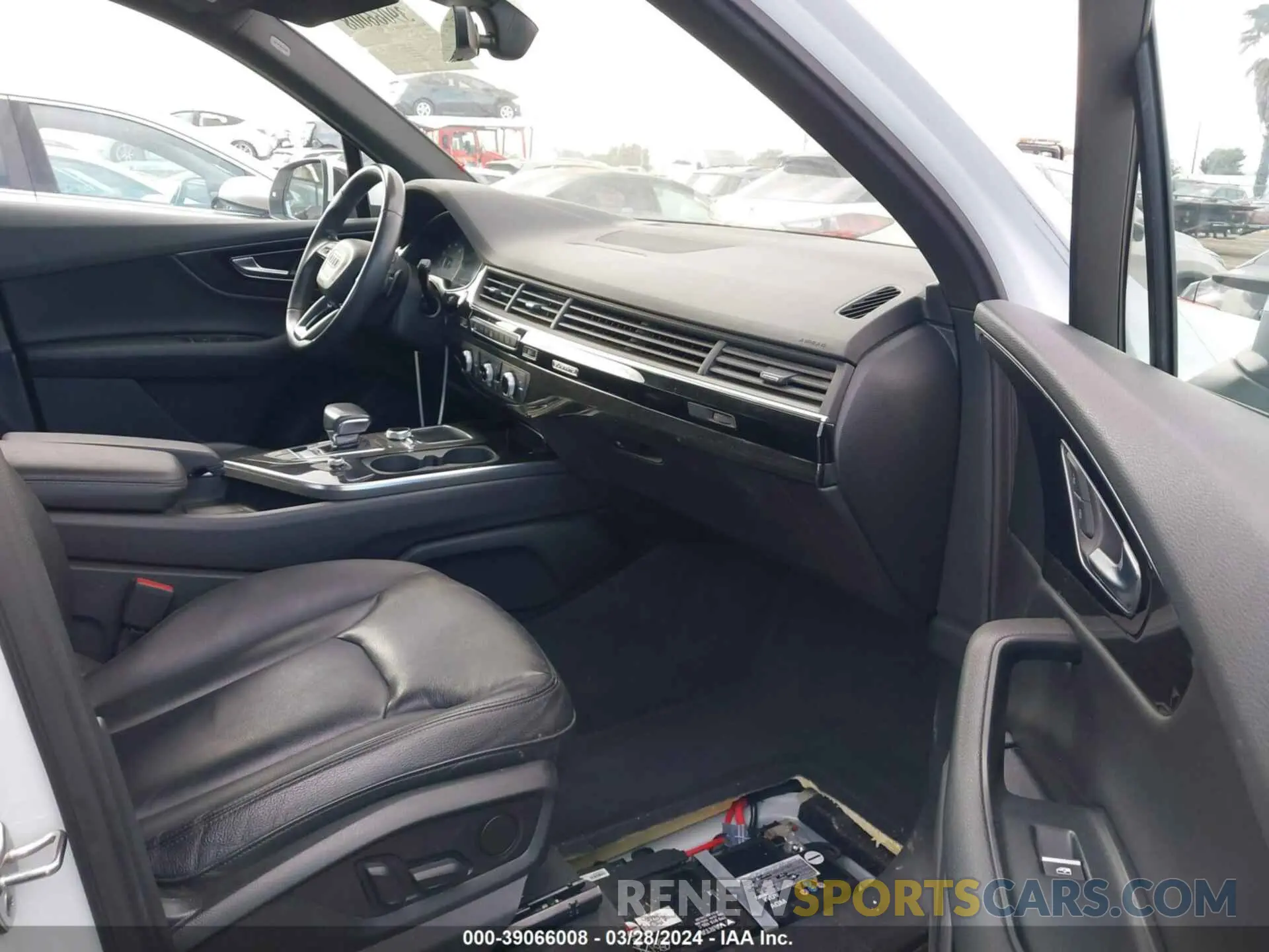 5 fotografías del automóvil dañado WA1AAAF72KD001894 AUDI Q7 2019