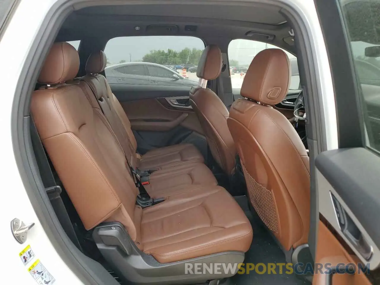 11 fotografías del automóvil dañado WA1AHAF70KD020827 AUDI Q7 2019