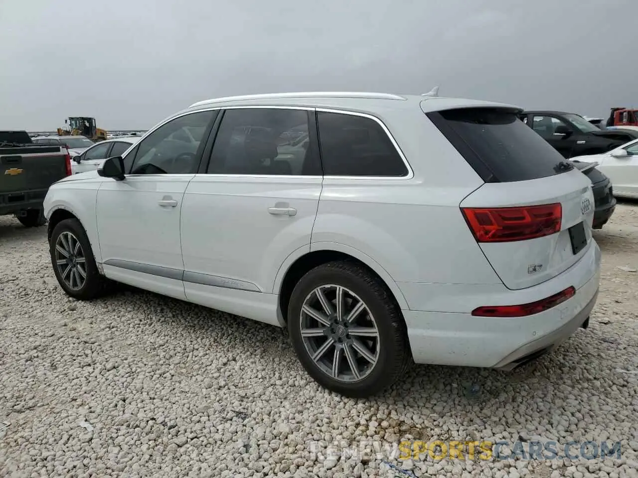 2 fotografías del automóvil dañado WA1AHAF70KD020827 AUDI Q7 2019