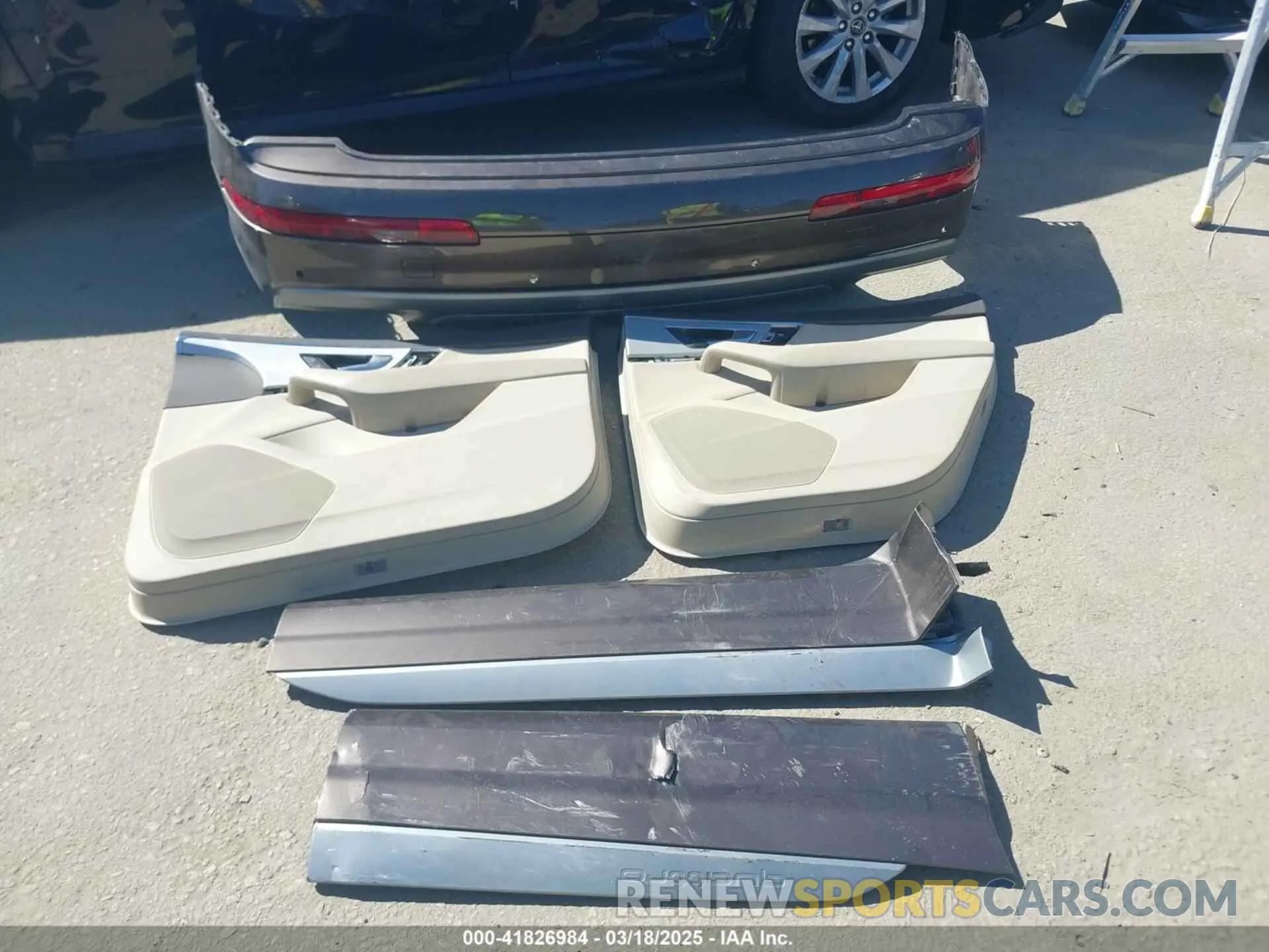 12 fotografías del automóvil dañado WA1AHAF72KD027732 AUDI Q7 2019