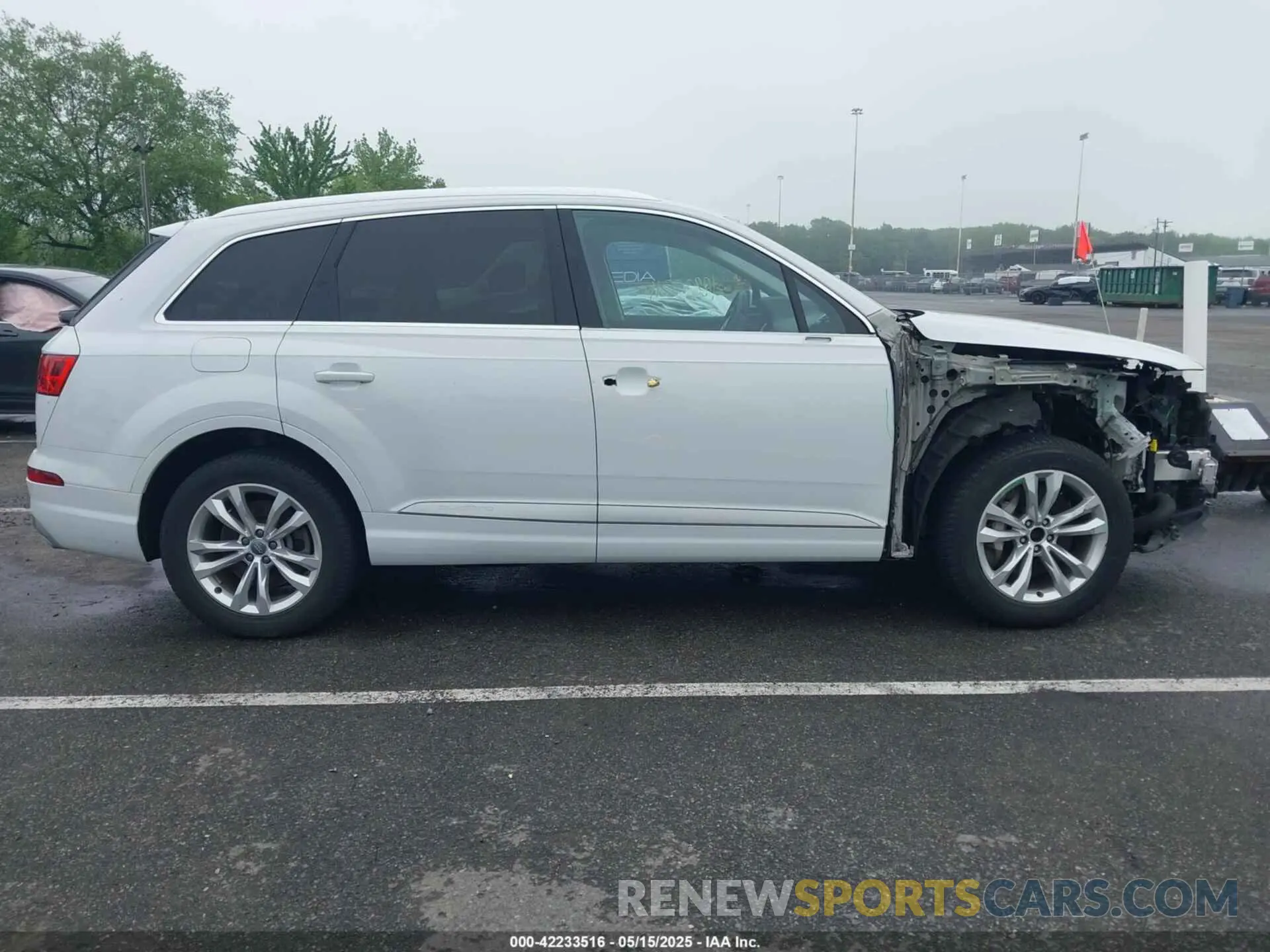 13 fotografías del automóvil dañado WA1AHAF72KD045048 AUDI Q7 2019
