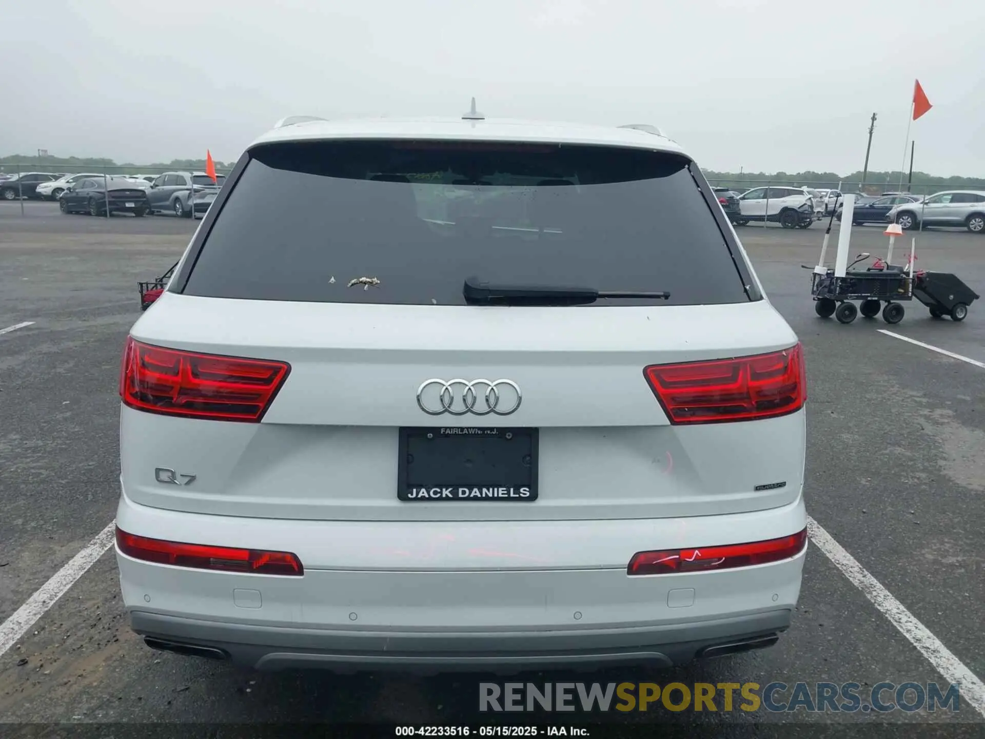 16 fotografías del automóvil dañado WA1AHAF72KD045048 AUDI Q7 2019