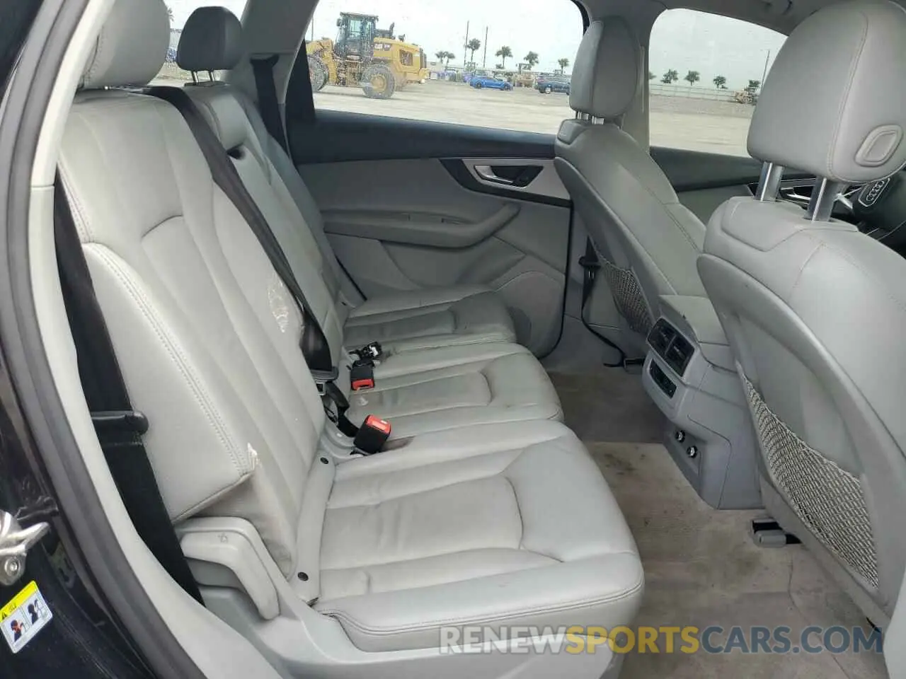 11 fotografías del automóvil dañado WA1AHAF73KD016108 AUDI Q7 2019
