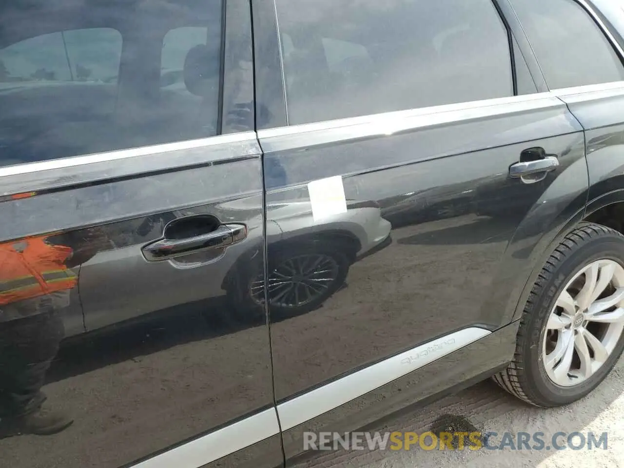 13 fotografías del automóvil dañado WA1AHAF73KD016108 AUDI Q7 2019
