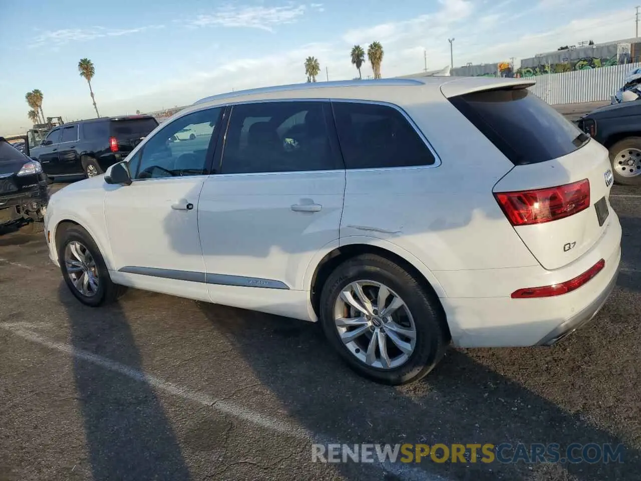 2 fotografías del automóvil dañado WA1AHAF73KD041784 AUDI Q7 2019