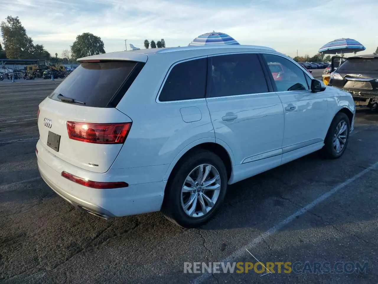 3 fotografías del automóvil dañado WA1AHAF73KD041784 AUDI Q7 2019