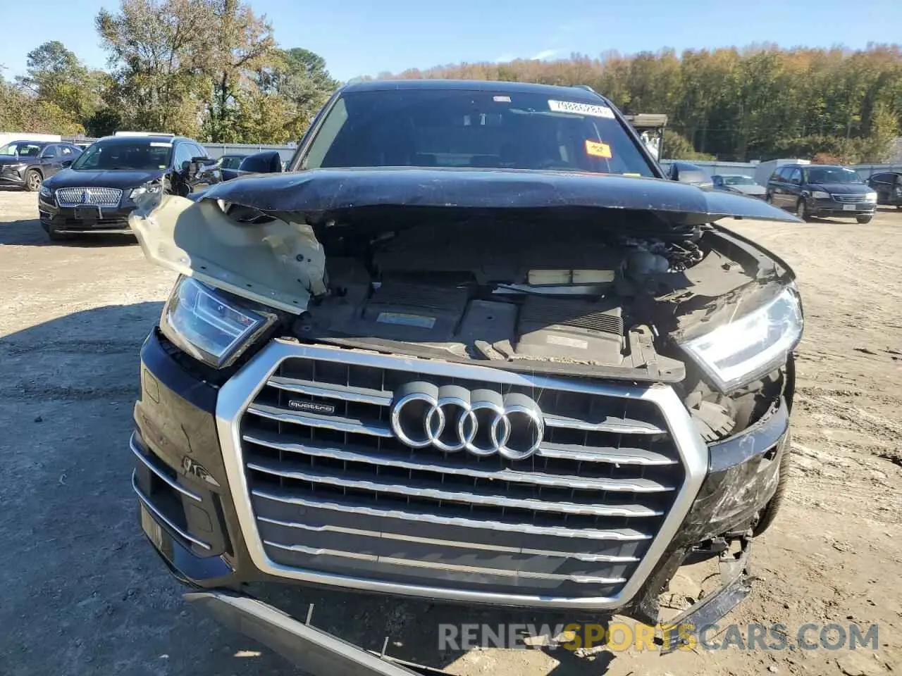 5 fotografías del automóvil dañado WA1AHAF74KD018790 AUDI Q7 2019
