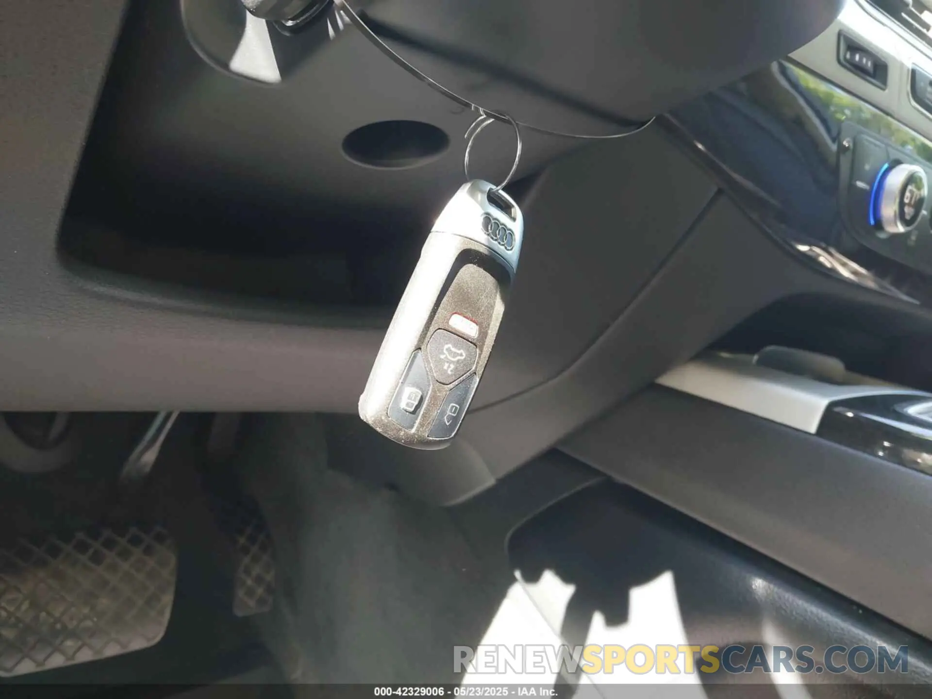 11 fotografías del automóvil dañado WA1AHAF74KD023911 AUDI Q7 2019