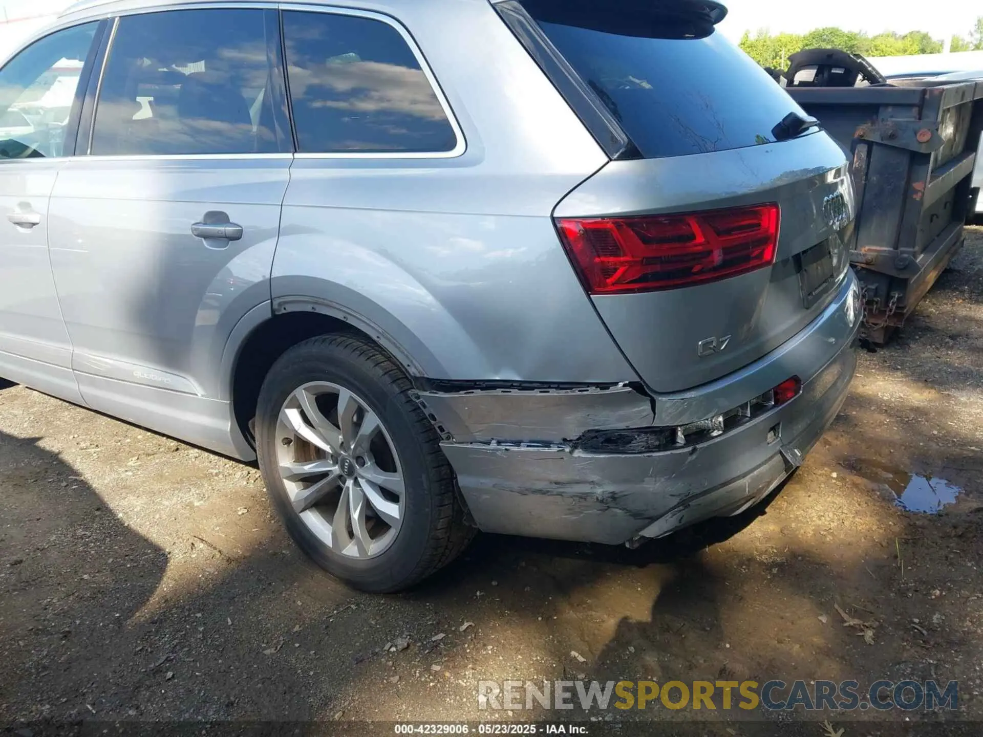 6 fotografías del automóvil dañado WA1AHAF74KD023911 AUDI Q7 2019