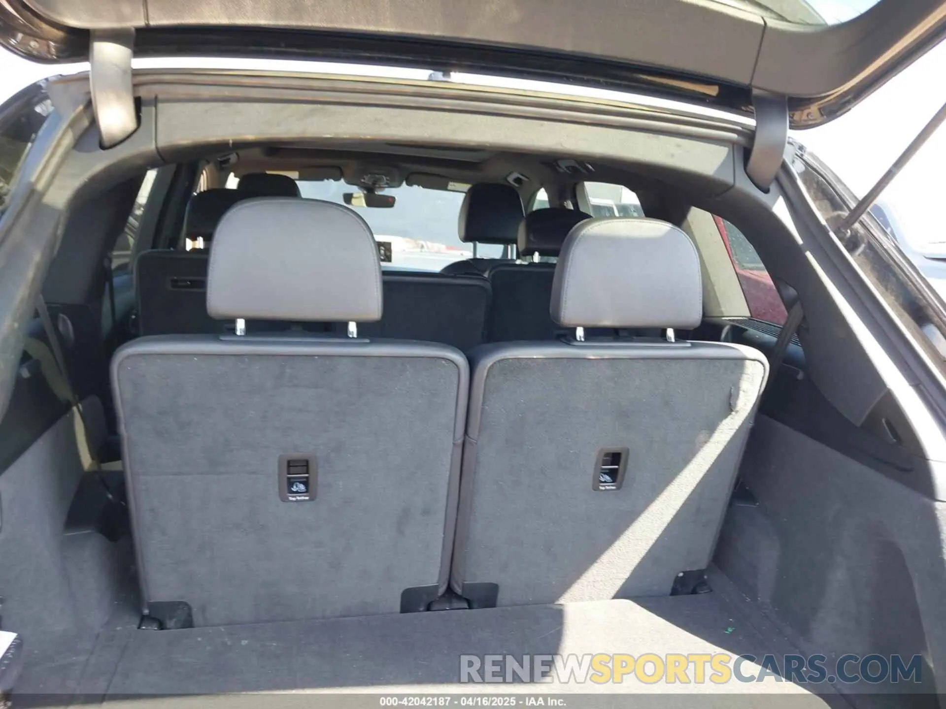 18 fotografías del automóvil dañado WA1AHAF78KD020753 AUDI Q7 2019